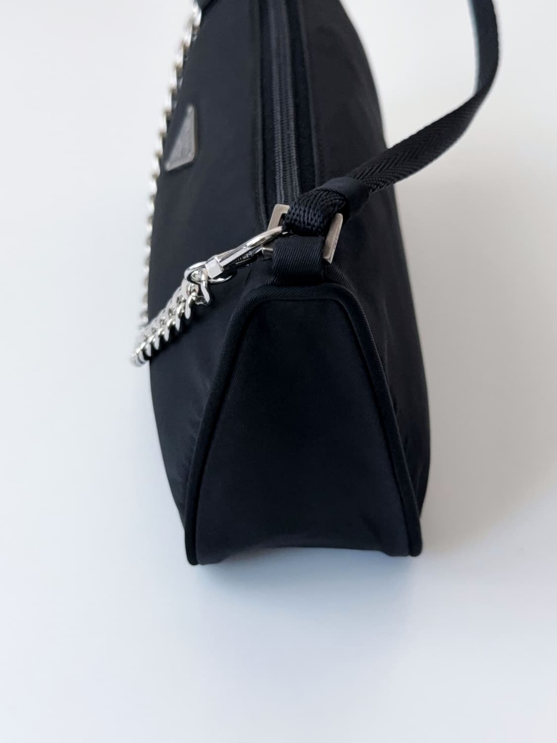 프라다 나일론 미니 숄더백 상품이미지3