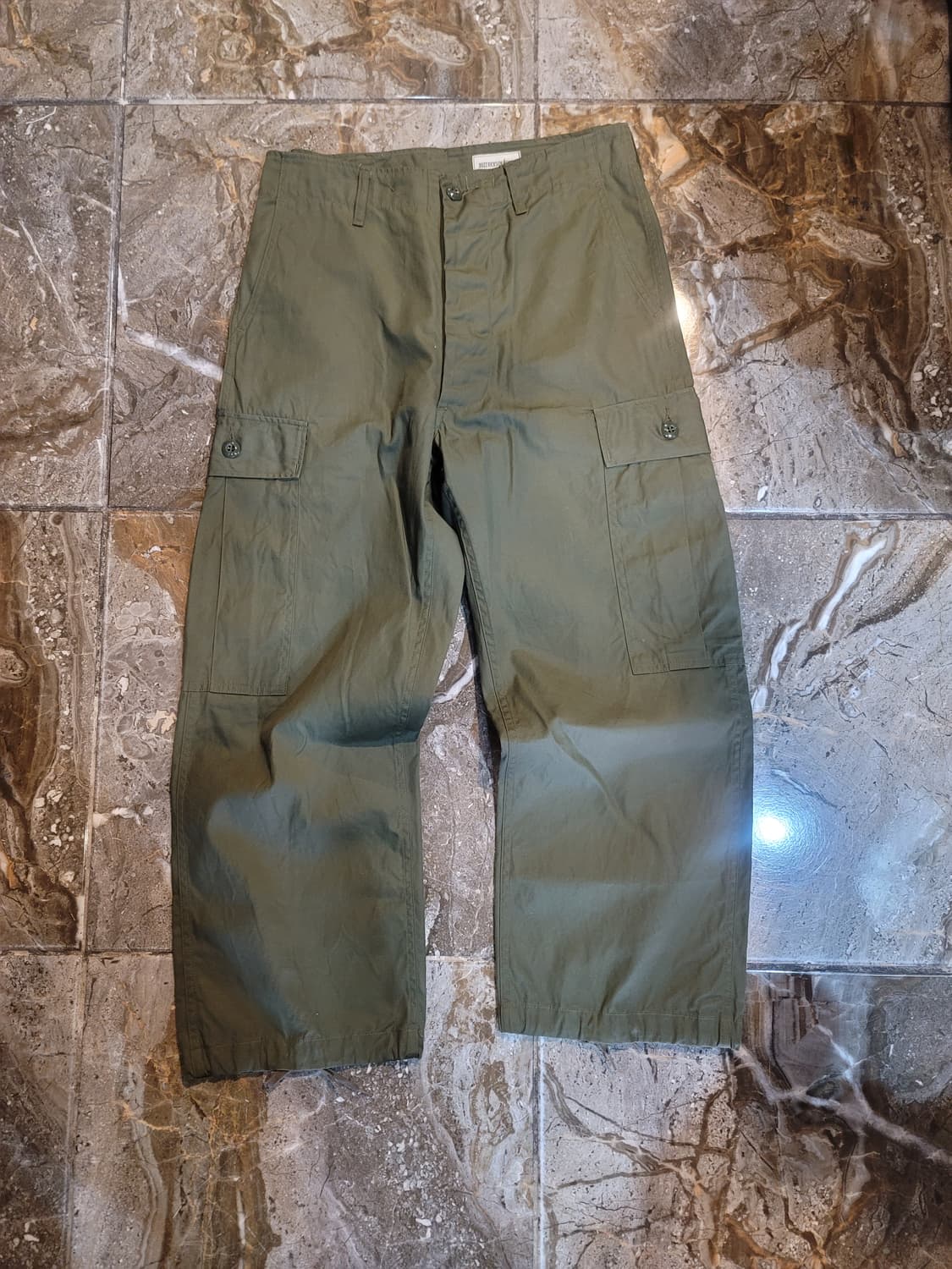 버즈릭슨 올리브 색상 카고 와이드 팬츠  상품이미지1