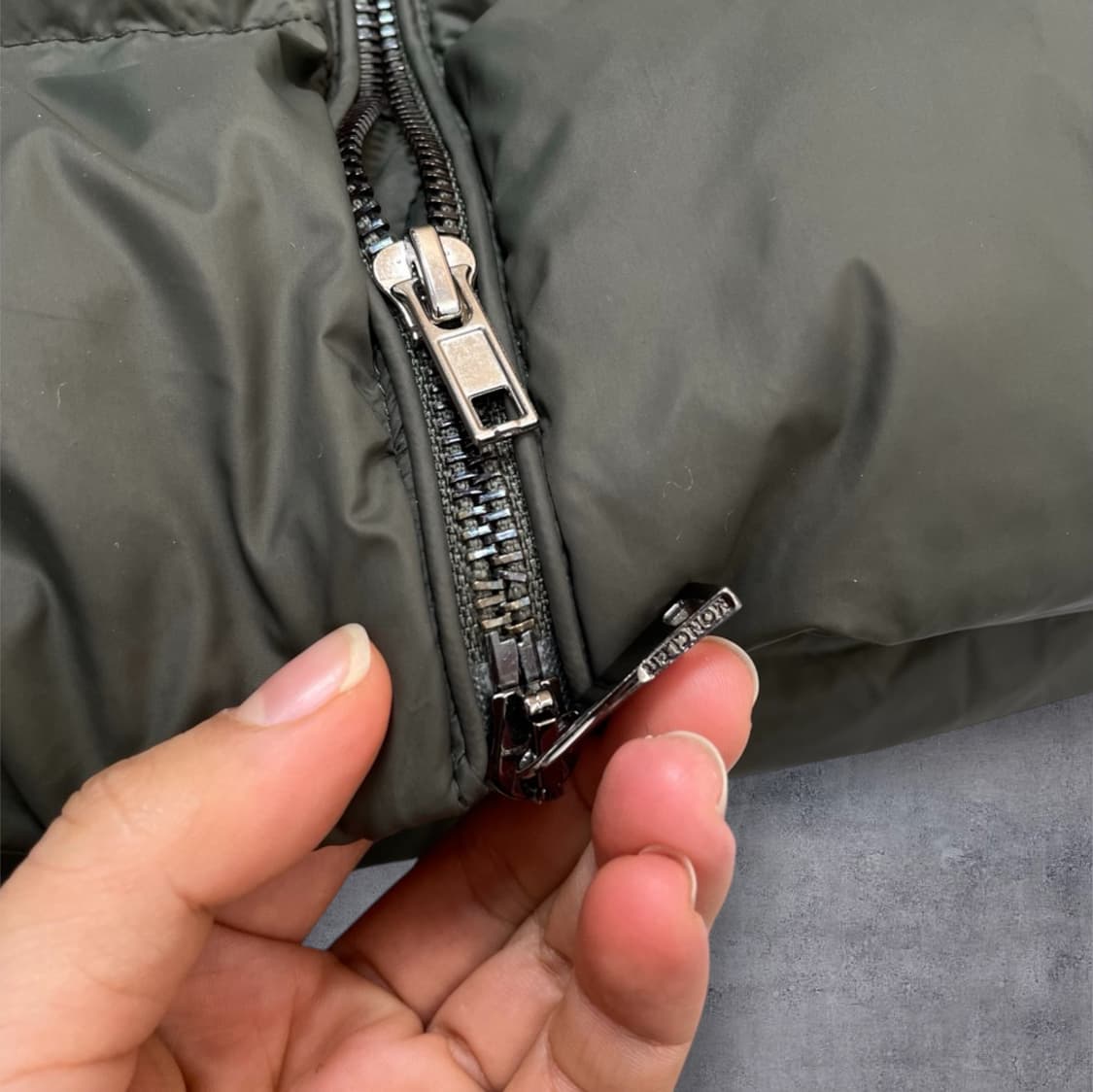 몽클레어 Moncler 카키 후드 퍼 롱패딩 1 상품이미지9