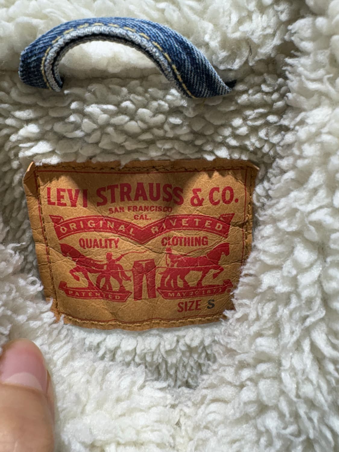 S 리바이스 투포켓 양털 카라 데님자켓 상품이미지5