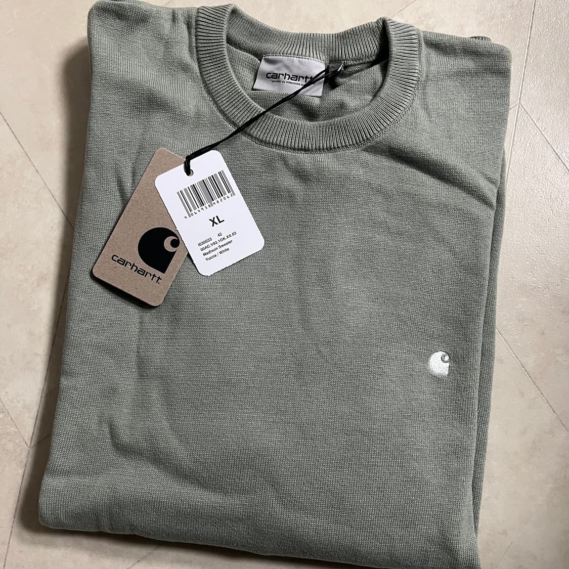 새상품(XL)칼하트WIP 로고 메디슨 스웨터 유카 화이트 상품이미지1