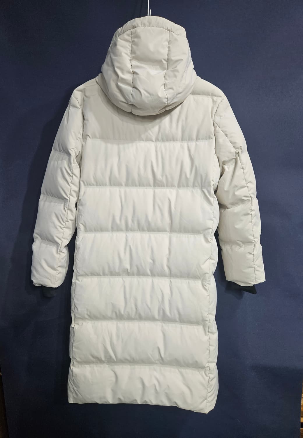 게스 아이보리컬러 남성 105 덕다운 롱패딩  상품이미지2