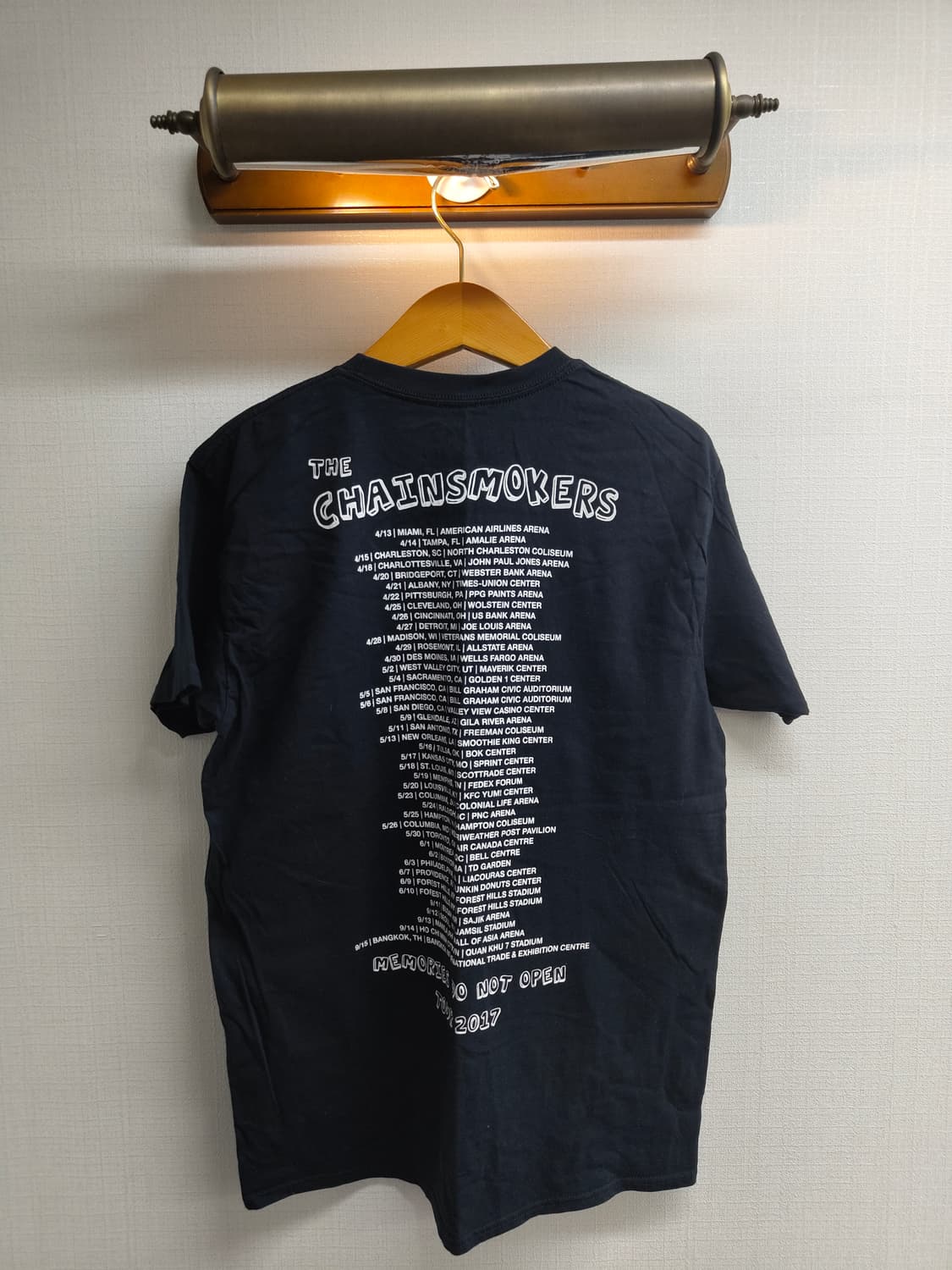 XL) 체인스모커스 Memories 투어 반팔 티셔츠 팝니다 상품이미지3