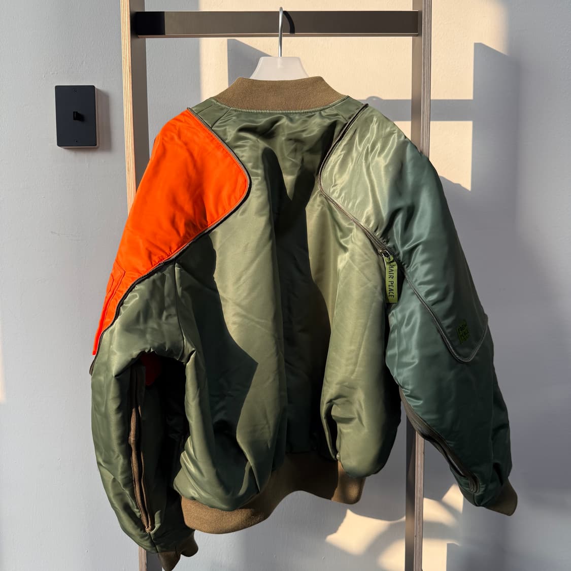 캐피탈 MA-1 나일론 시야미스 봄버 자켓 카키 상품이미지5