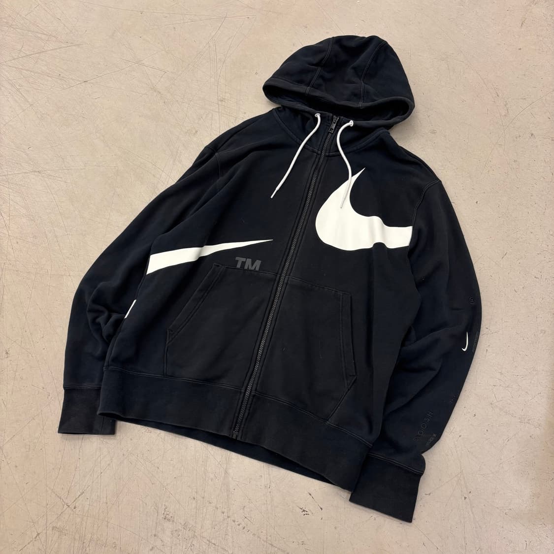 나이키 빅스우시 블랙 후드집업 상품이미지1