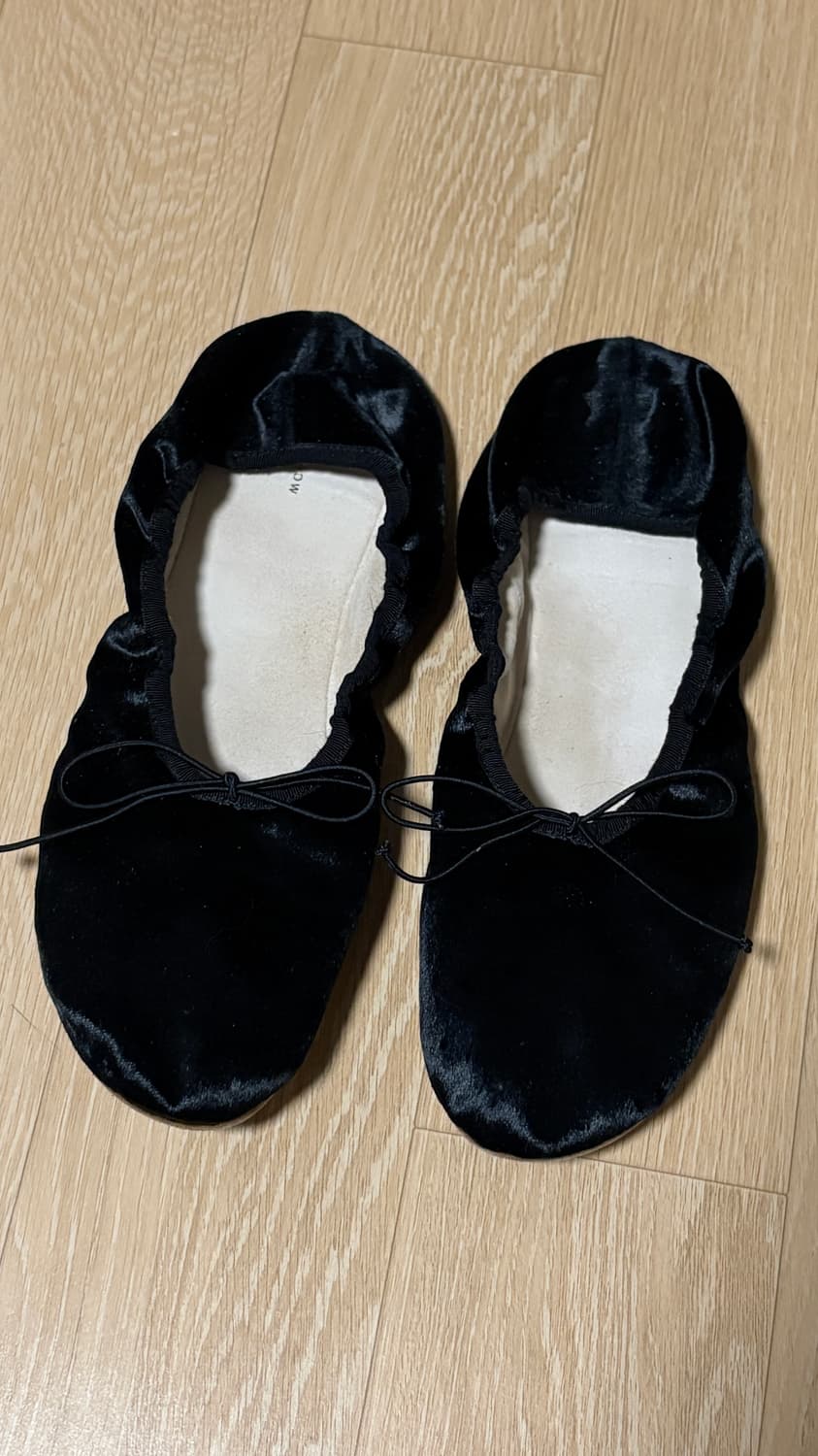 THE ROW 벨벳 발레리나 플랫 블랙 37.5 상품이미지2