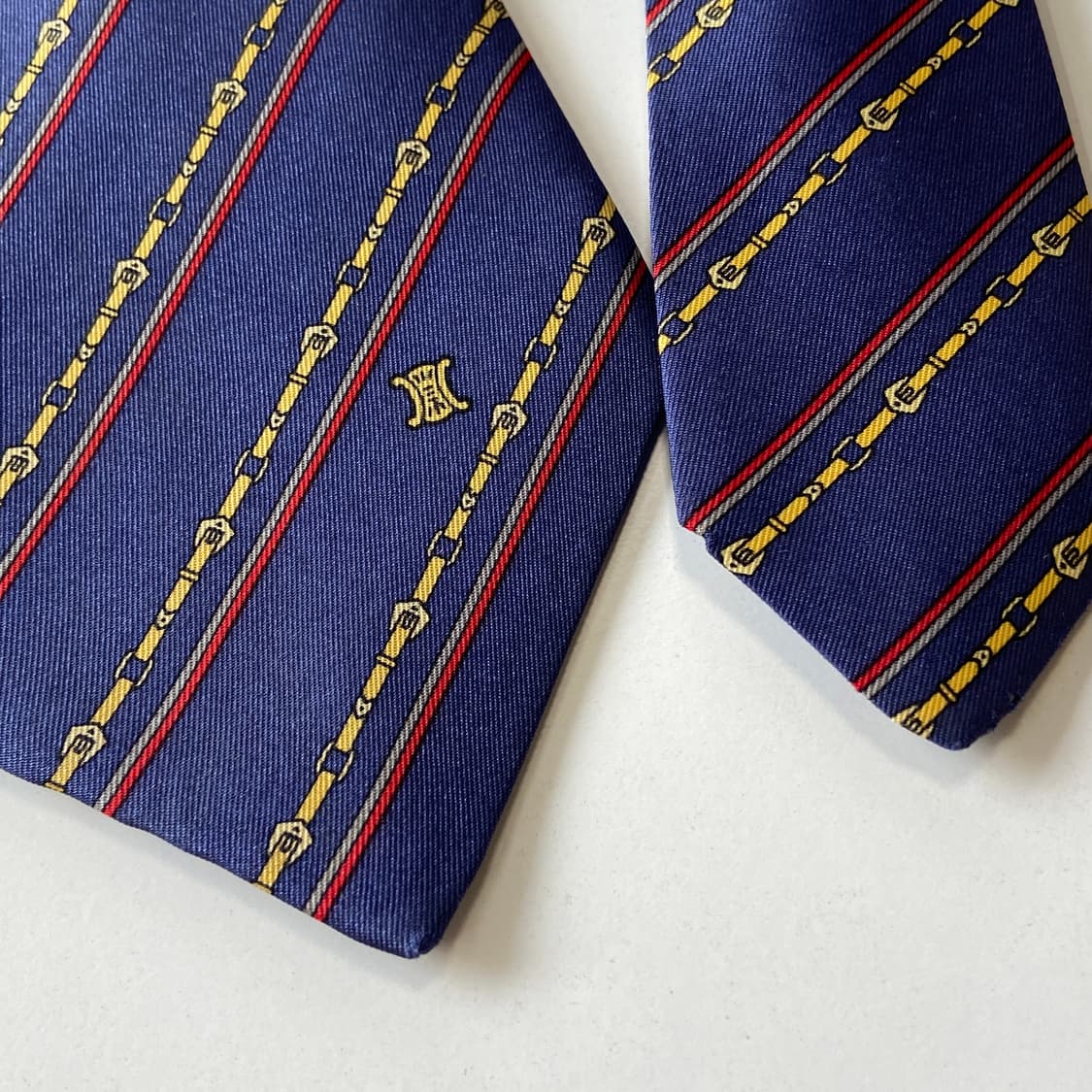 셀린느(celine) 명품 정품 심플로고 넥타이 상품이미지7