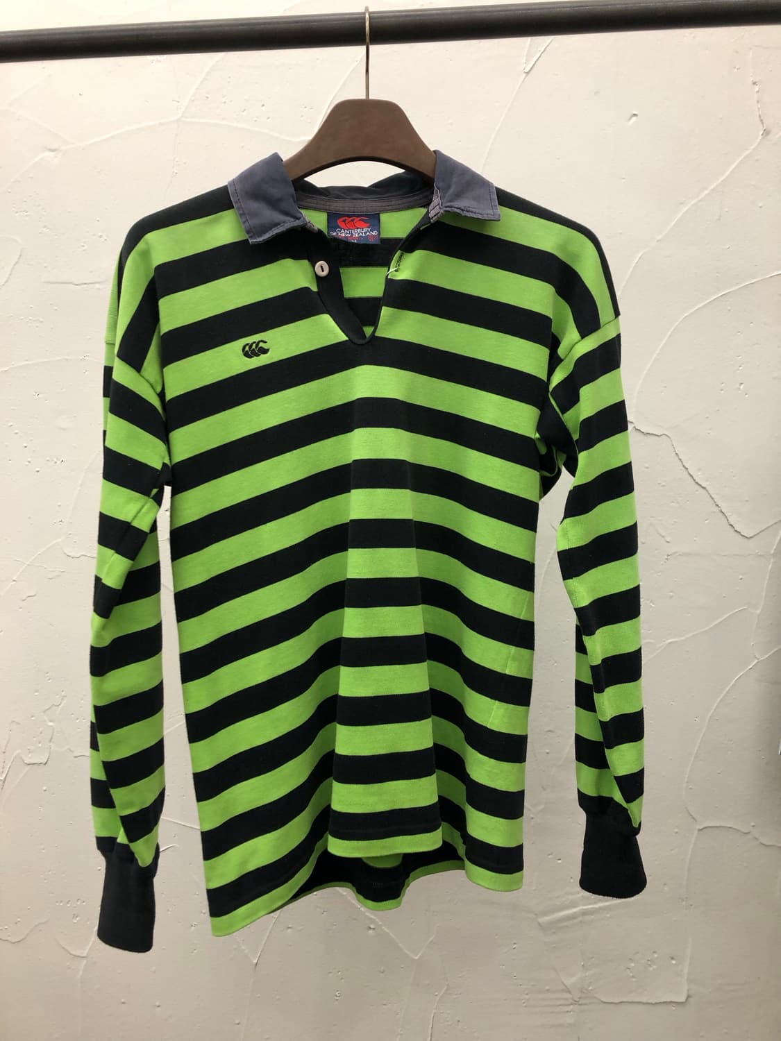 뉴질랜드 생산 캔터베리 스트라이프 카라티 상품이미지1