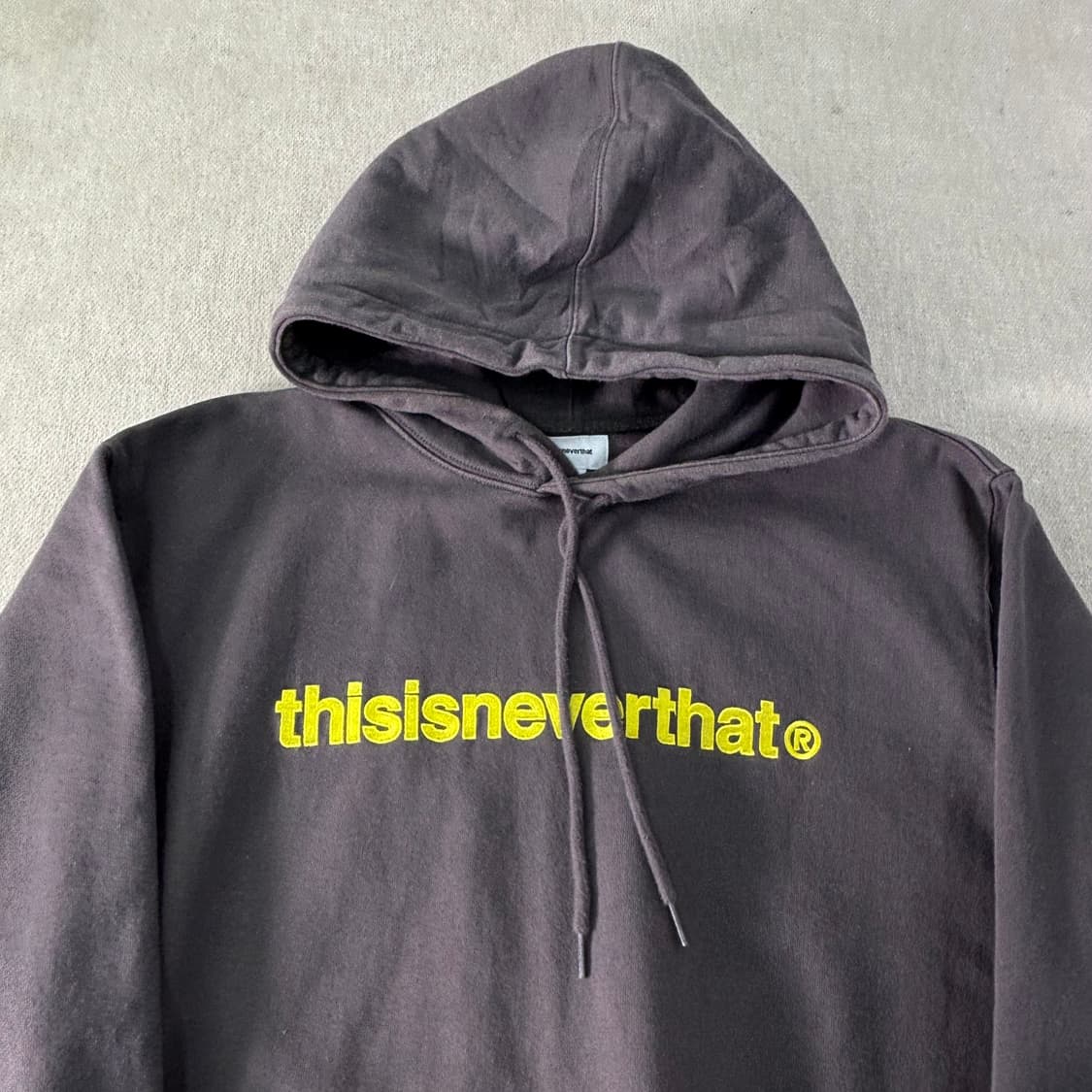 105 디스이즈네버댓 빅로고 후드티 상품이미지2