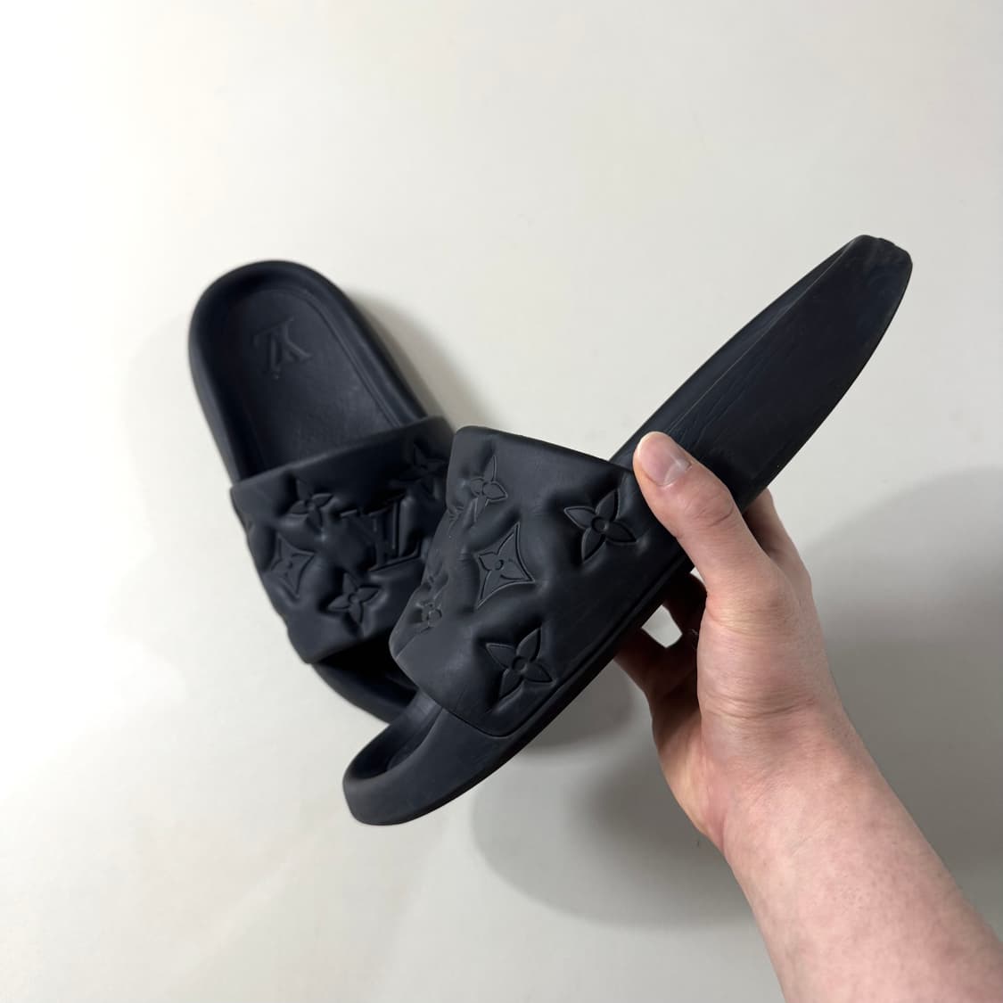 [7/당일출고]루이비통 워터프론트 슬리퍼 상품이미지7