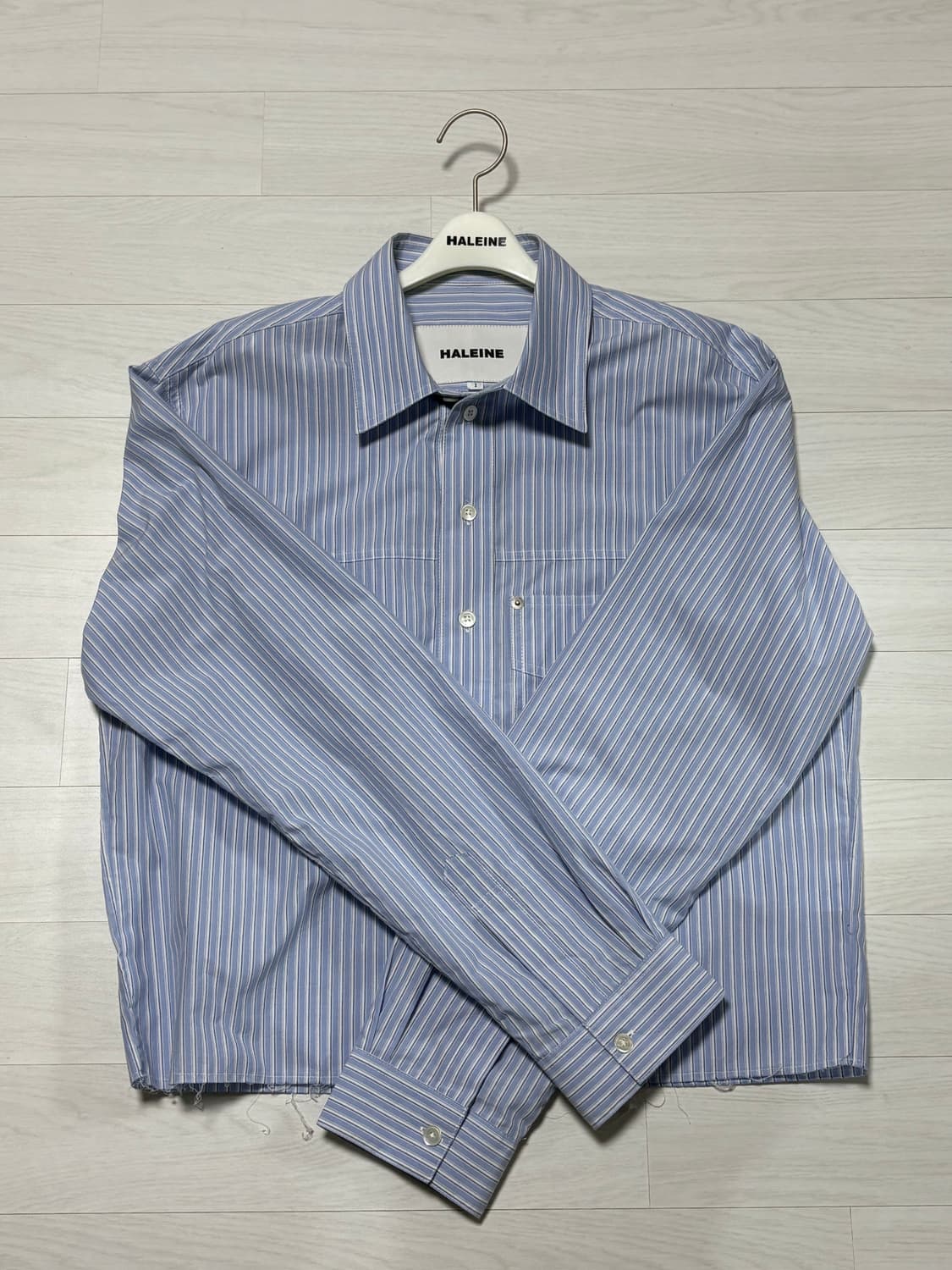 알렌느 컷오프 크롭 스트라이프 셔츠 1사이즈 상품이미지2