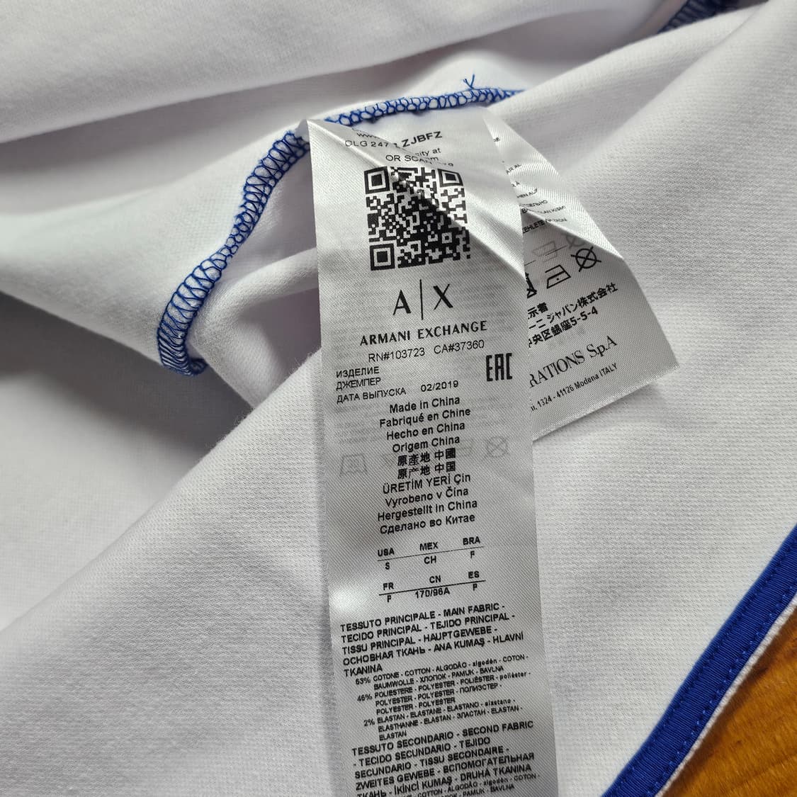 100)아르마니 남성 반팔 티셔츠  상품이미지4