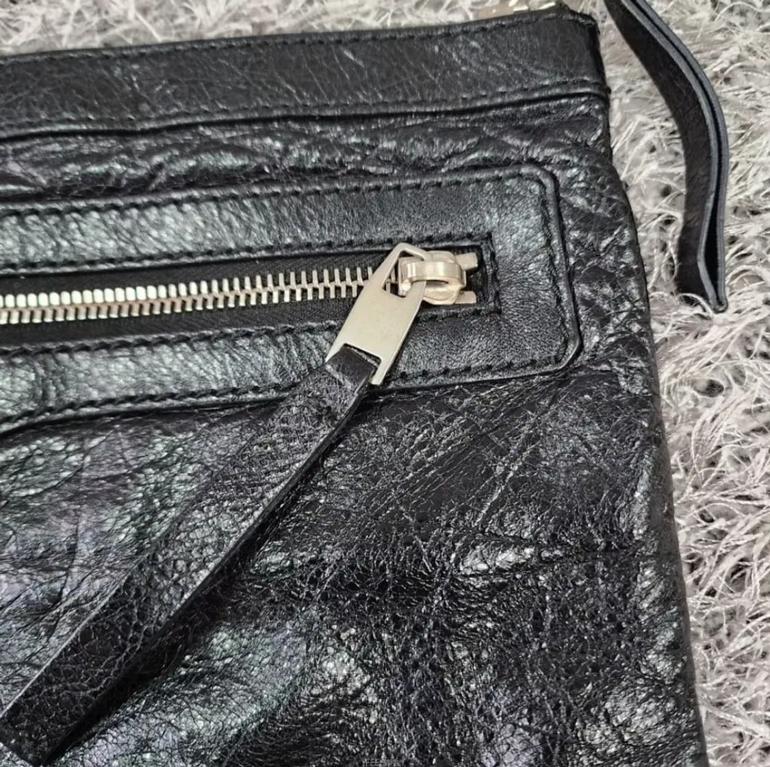 발렌시아가 클러치백 상품이미지2