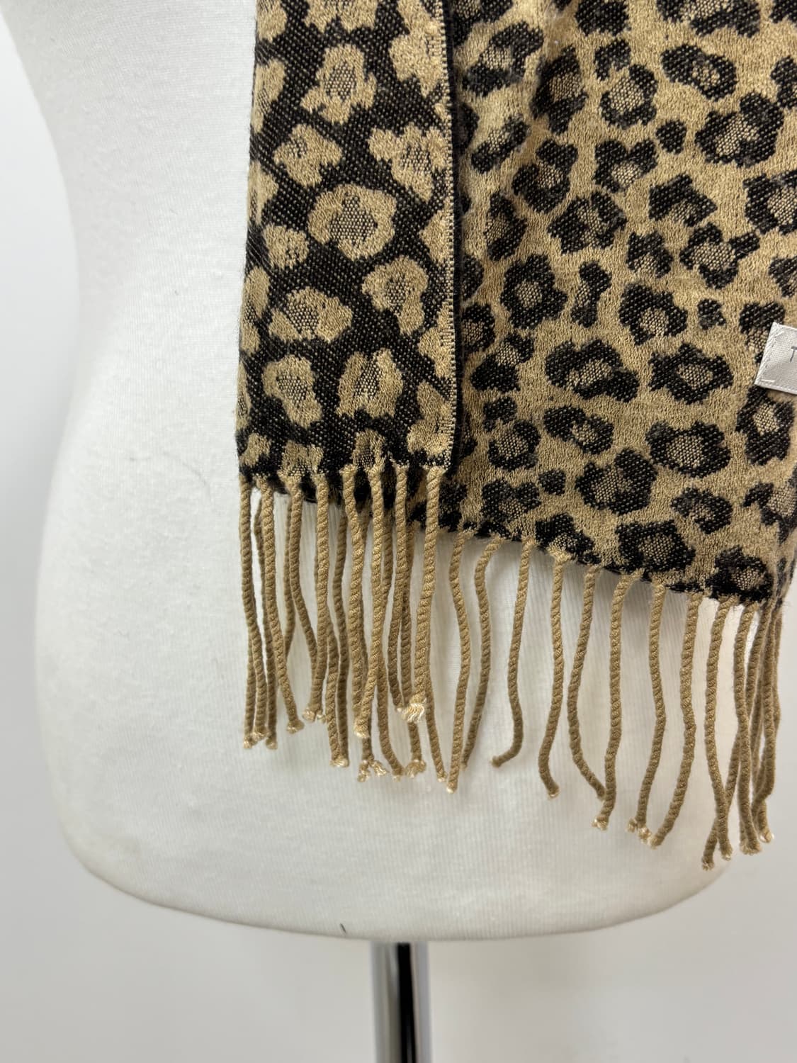 Theoria 브라운 호피 레오파드 머플러 목도리 상품이미지4