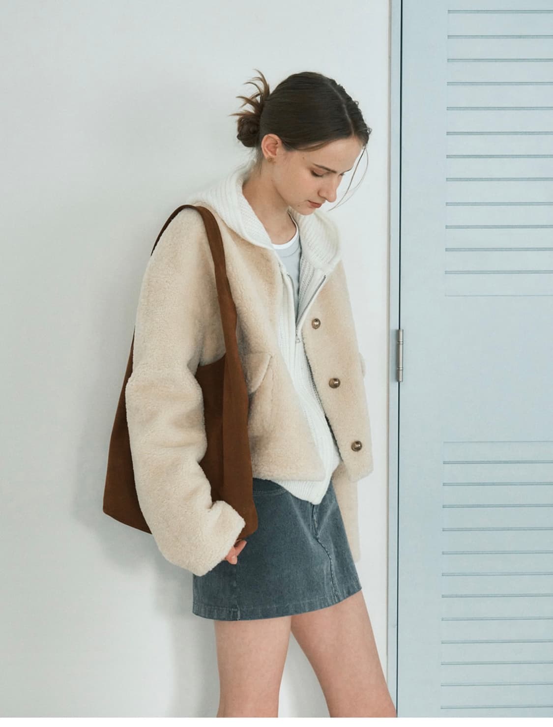 몽돌 리버시블 페이크 퍼 자켓 라이트 베이지  상품이미지1