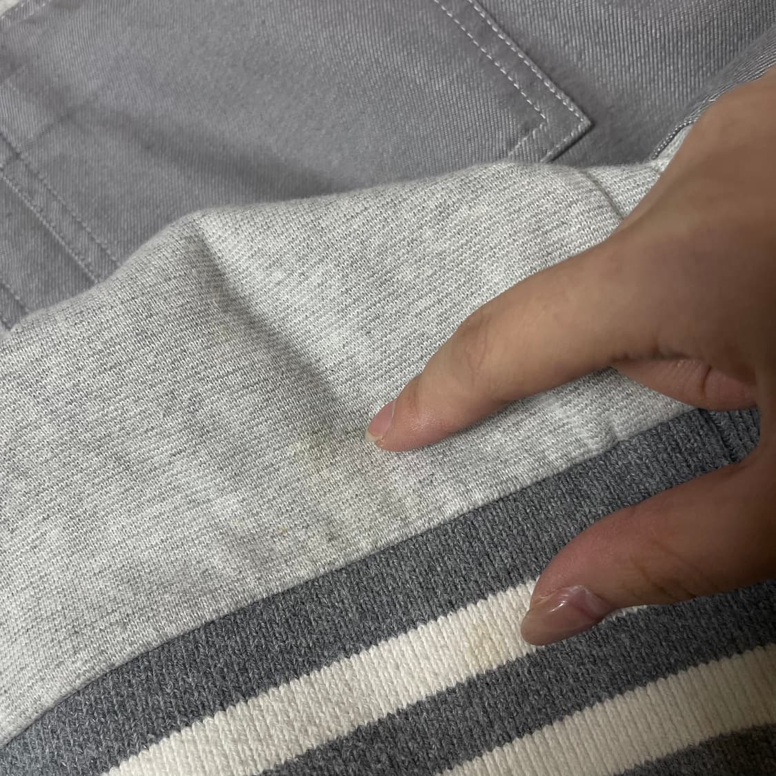 타미힐피거 그레이 플래그 포켓 맨투맨 XL 상품이미지8