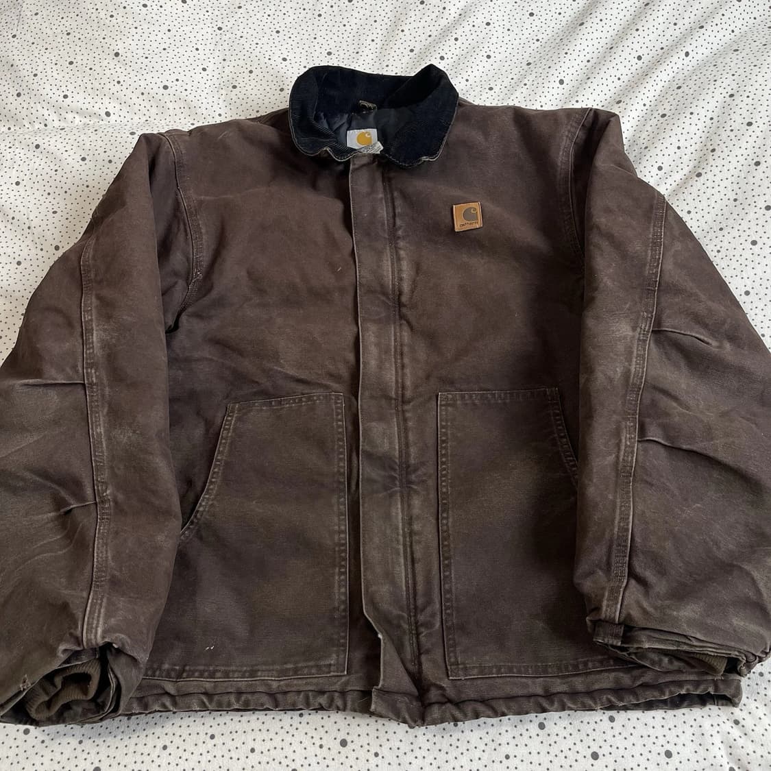 칼하트 J22 아크틱 자켓 다크 브라운 상품이미지1