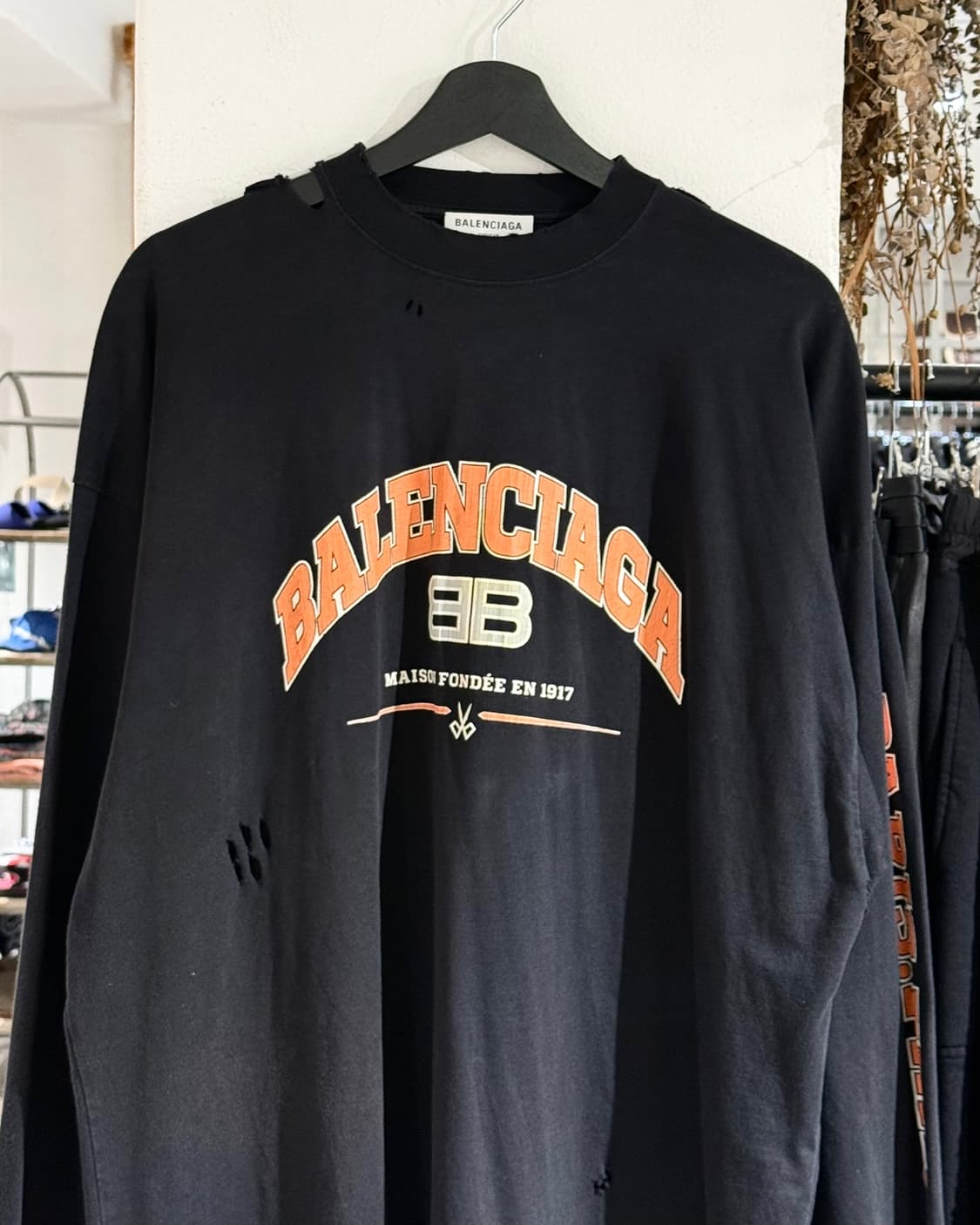 발렌시아가 블랙 메종 BB 로고 오버 롱슬리브 상품이미지4