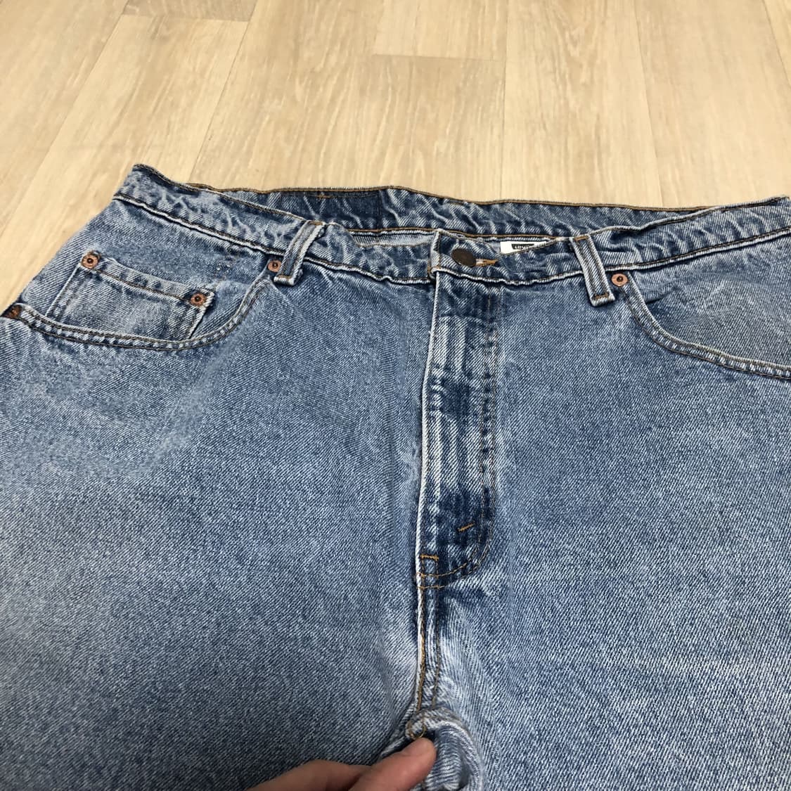 (36) 90's 리바이스 미국제 560 루즈핏 테이퍼드 연청 데님 상품이미지3