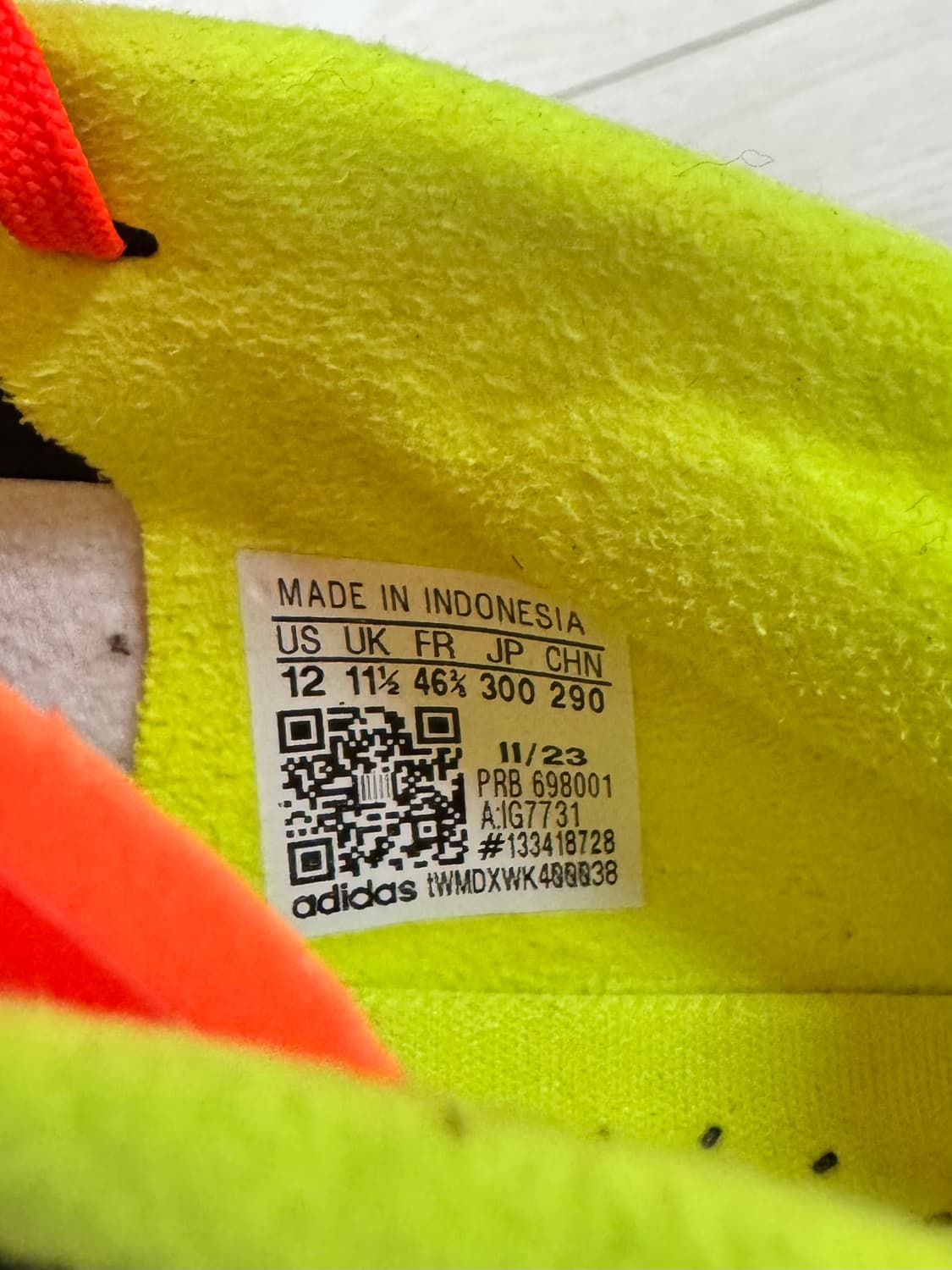 아디다스 프레데터 24 엘리트 tf 300사이즈 팝니다 상품이미지6