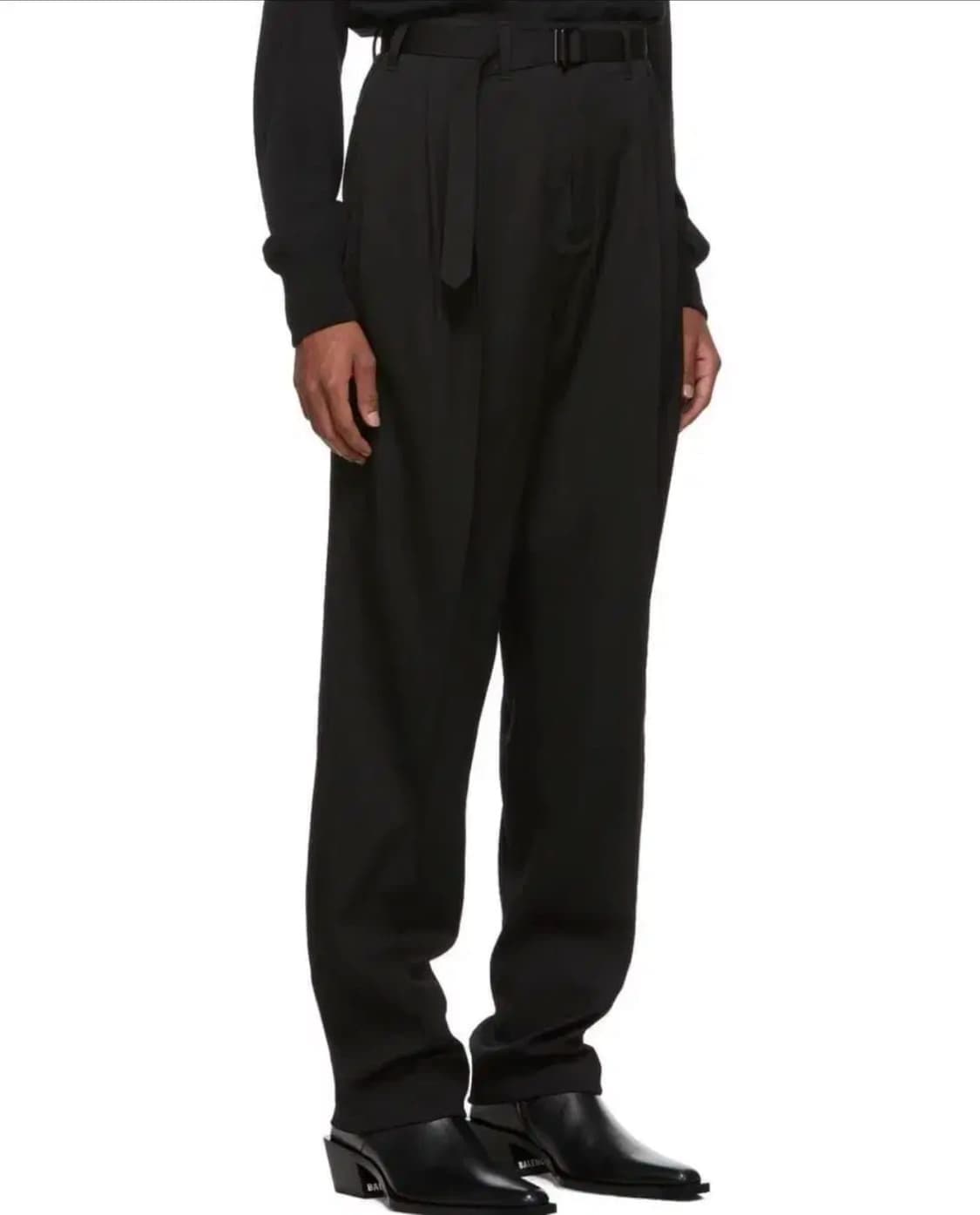 (46) 르메르 벨티드 플리츠 팬츠 자카드 Coal 상품이미지1