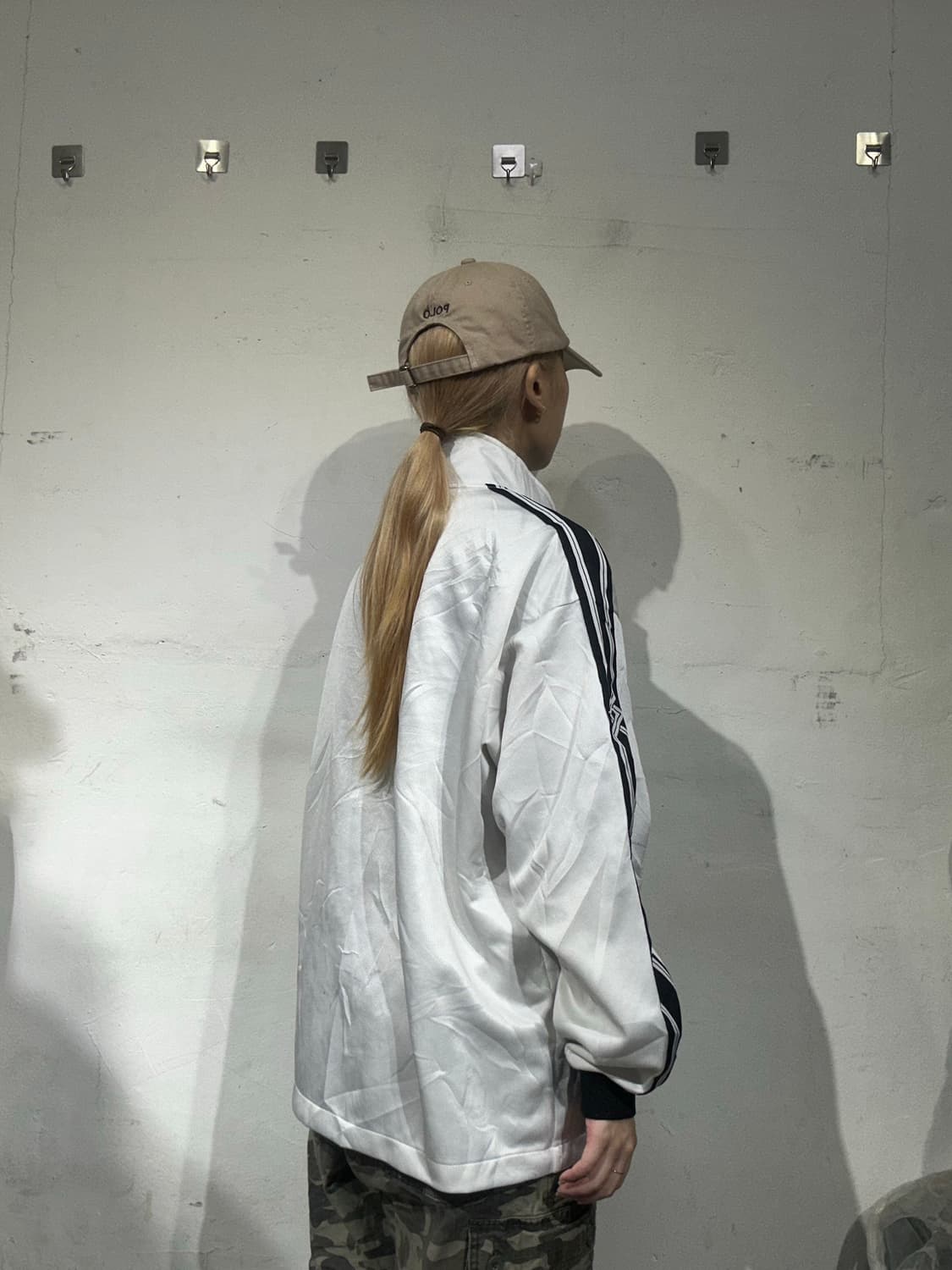 미즈노 화이트 블랙 사이드 라인 오버핏 트랙탑 져지 L 상품이미지3