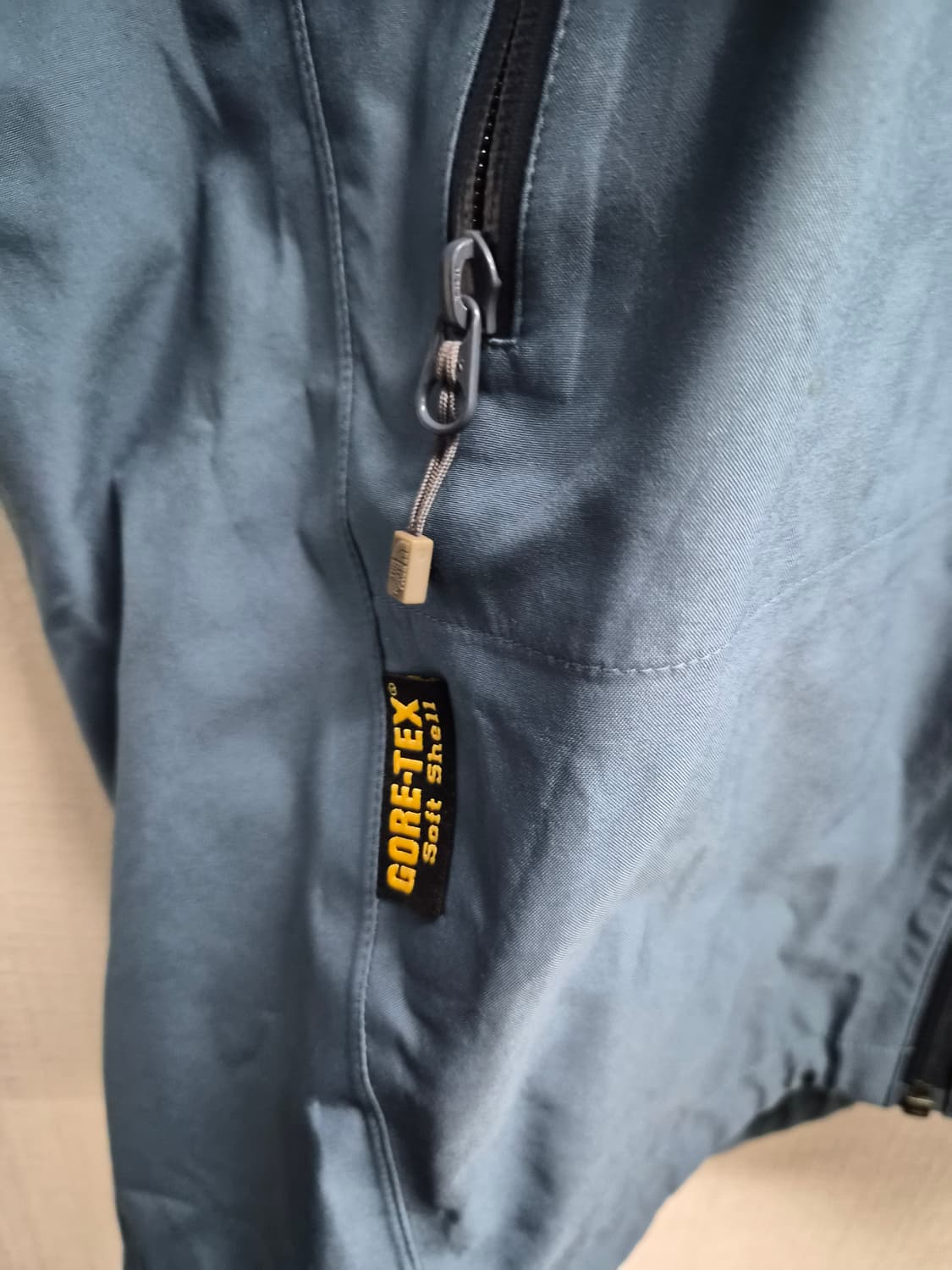 95) 노스페이스 고어텍스 점퍼 팝니다 상품이미지3