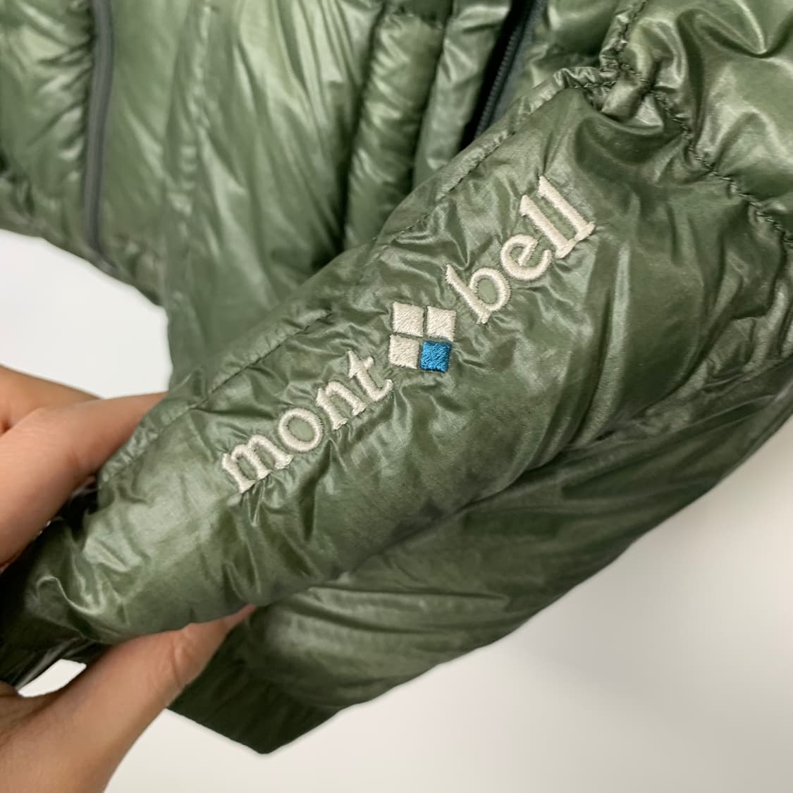몽벨 플라즈마 ex1000 카키 경량 퀼팅 패딩 상품이미지5