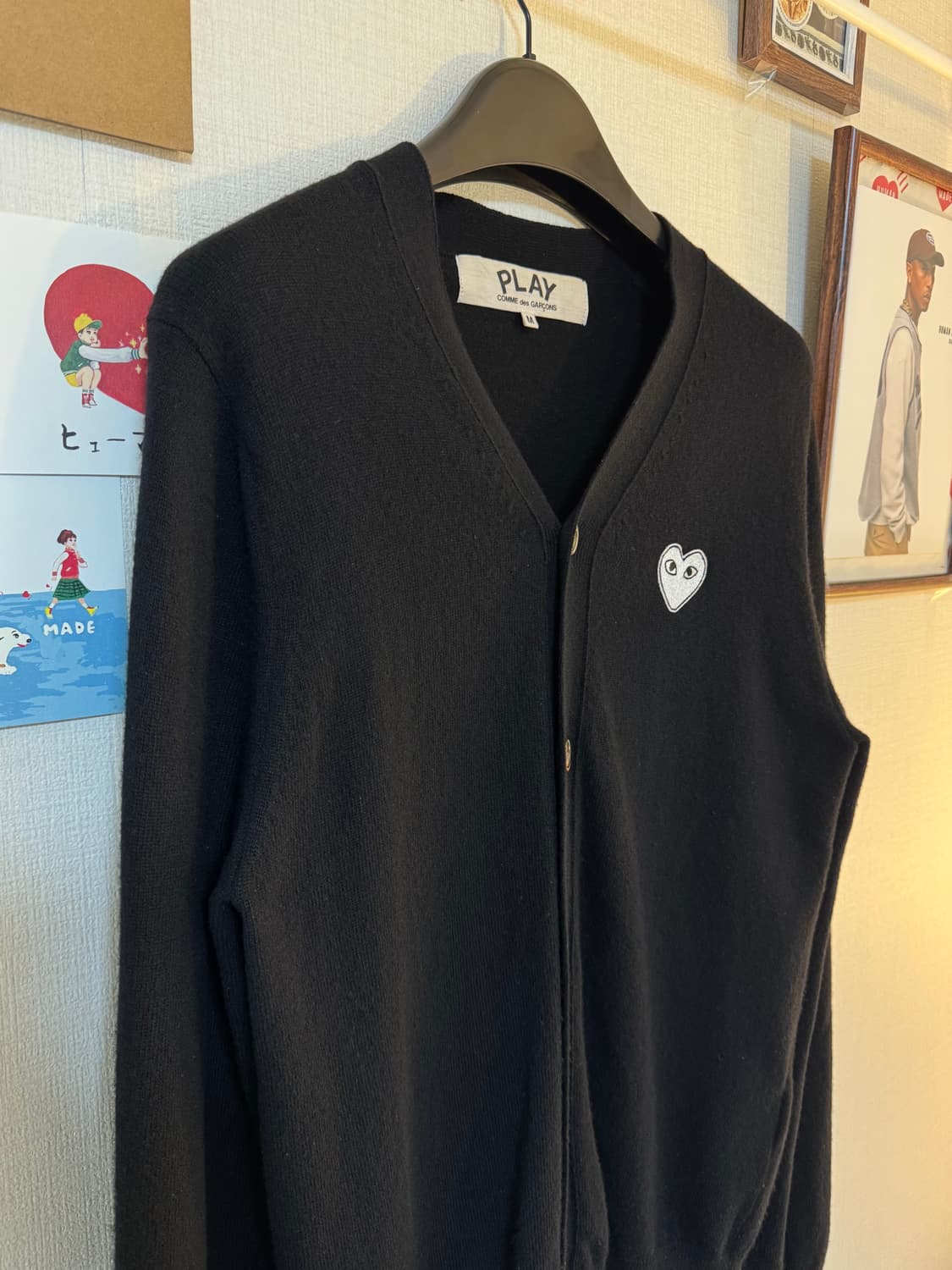 [M]꼼데가르송 플레이 화이트와펜 가디건 블랙 상품이미지2