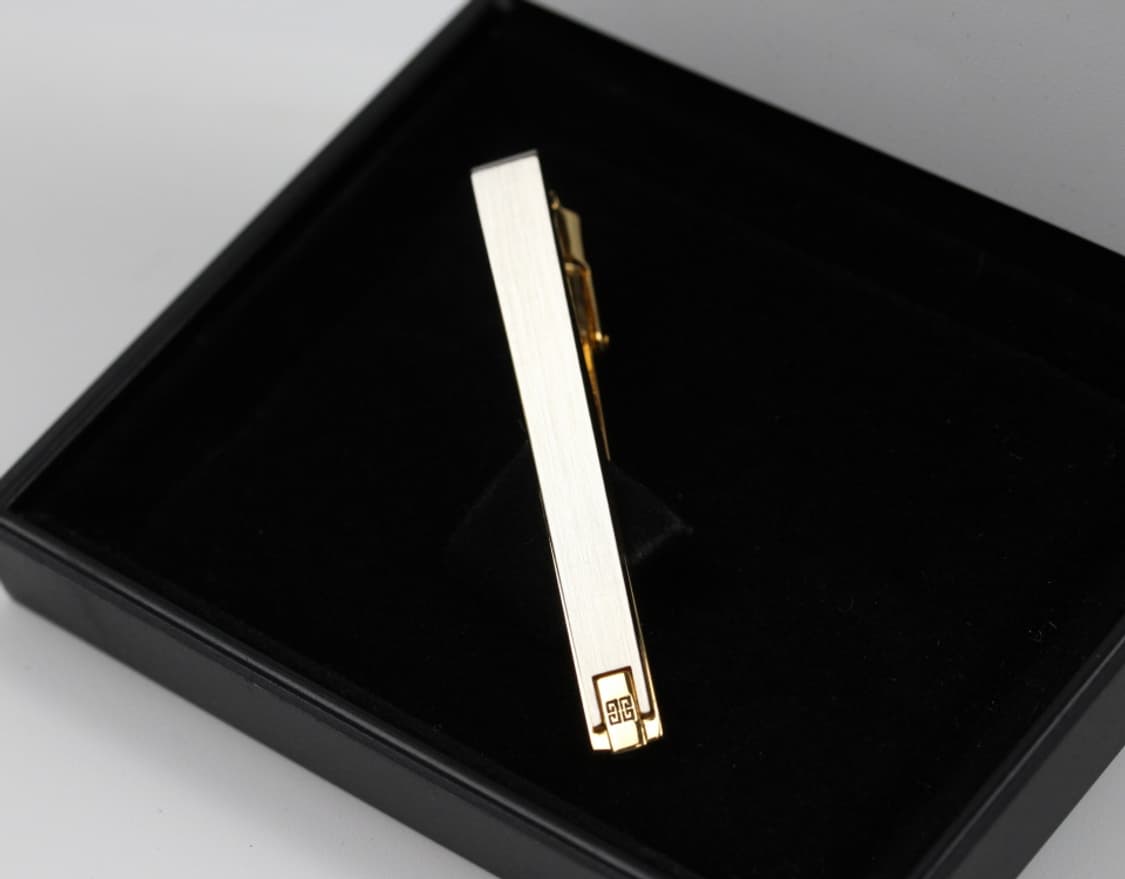 지방시 A-등급 5.1cm 남자 명품 넥타이핀 상품이미지1