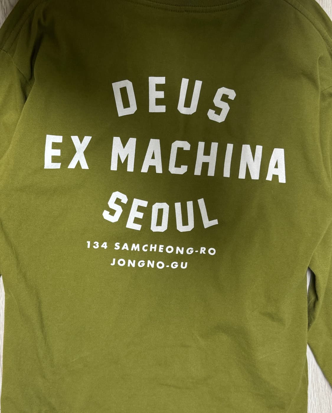 데우스 롱슬리브 상품이미지2