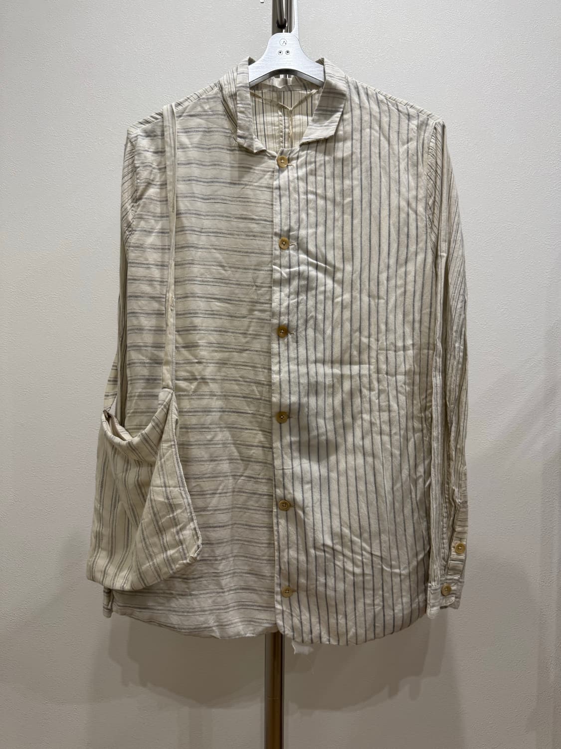 Atelier Suppan 핸드다이드 믹스드 스트라이프 백 어태치드 셔츠 상품이미지2