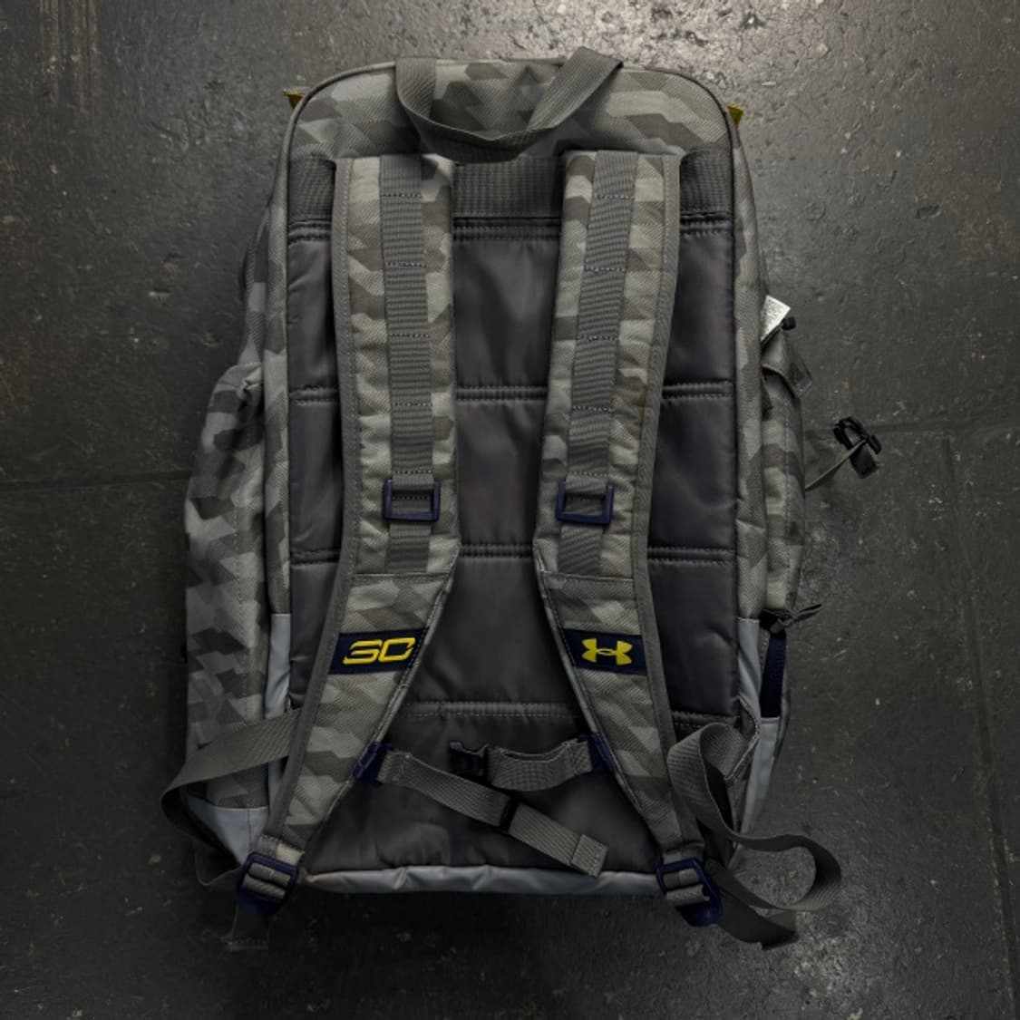 언더아머 스테판 커리 백팩 상품이미지3