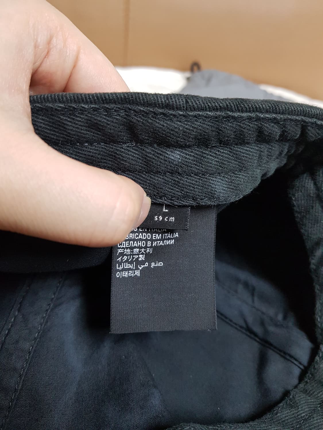 발렌시아가 디스트로이드 웨이브 모자 볼캡 블랙 상품이미지8