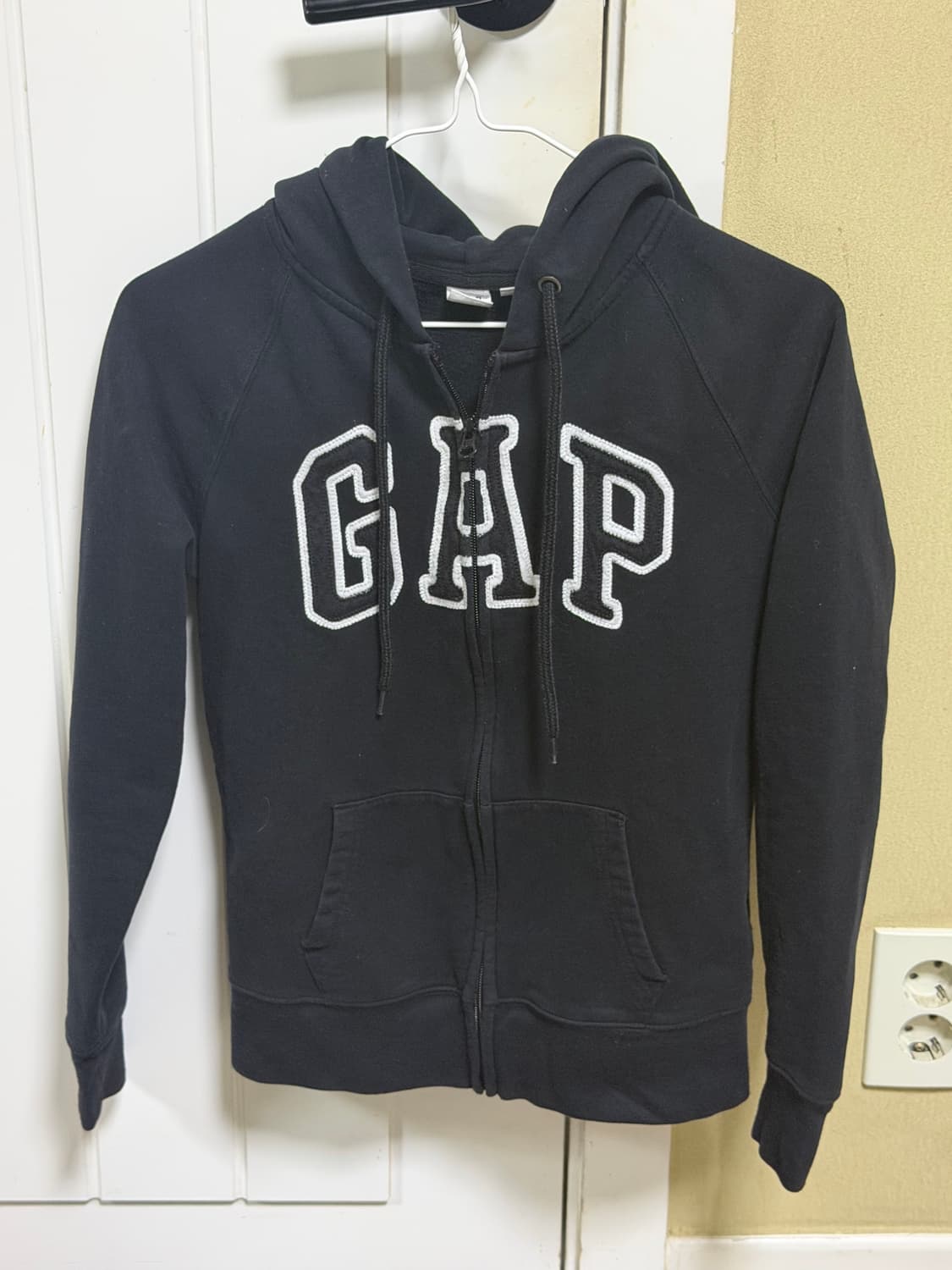 GAP 블랙 후드집업 xxs 상품이미지1