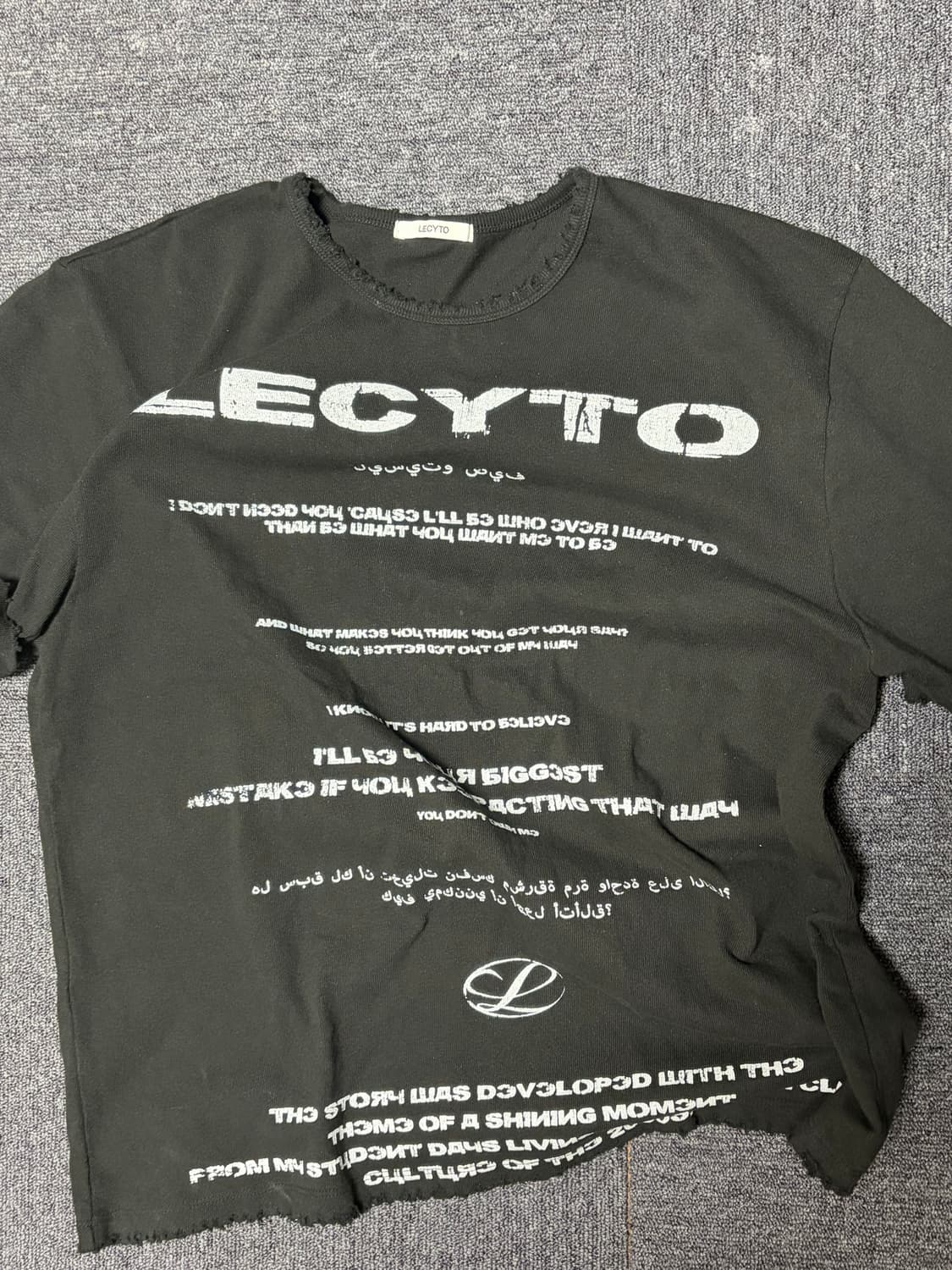 레씨토 Destroyed Oversized Logo T-Shirt 상품이미지1