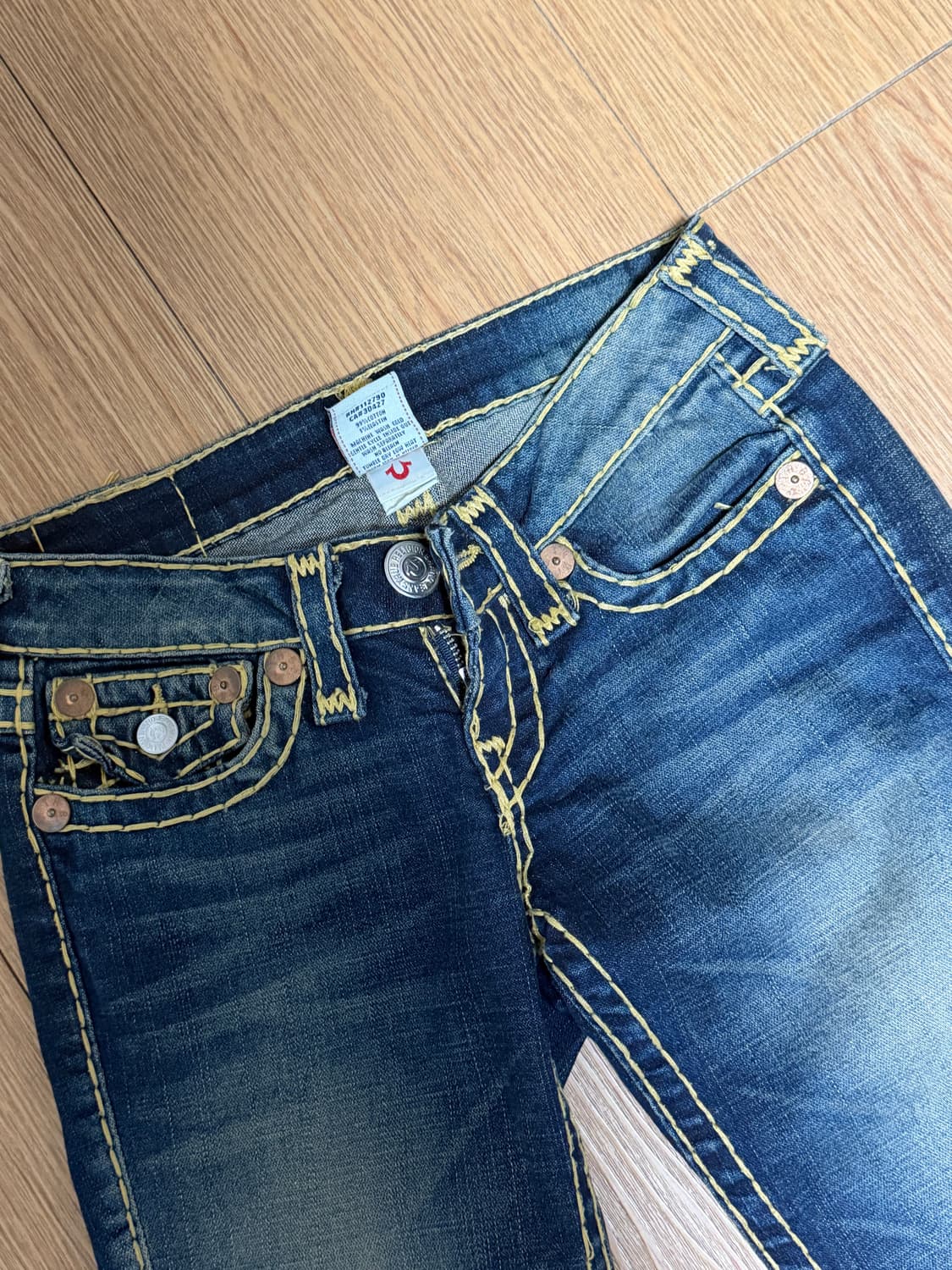 트루릴리젼 바지 상품이미지1