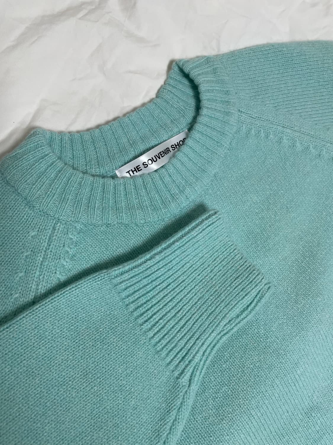 더수베니어샵 민트 니트 L size 상품이미지4