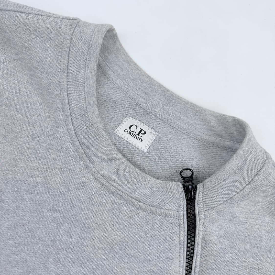 CP company 19FW 렌즈 와펜 지퍼 맨투맨 상품이미지6