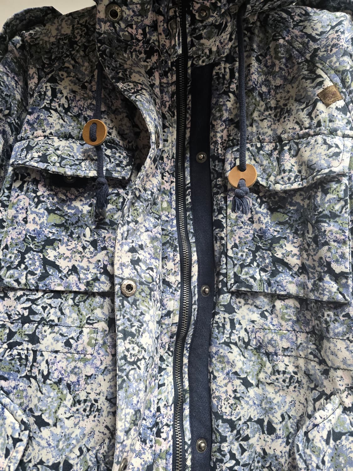 써스데이아일랜드 플라워 야상 패딩 S 상품이미지2