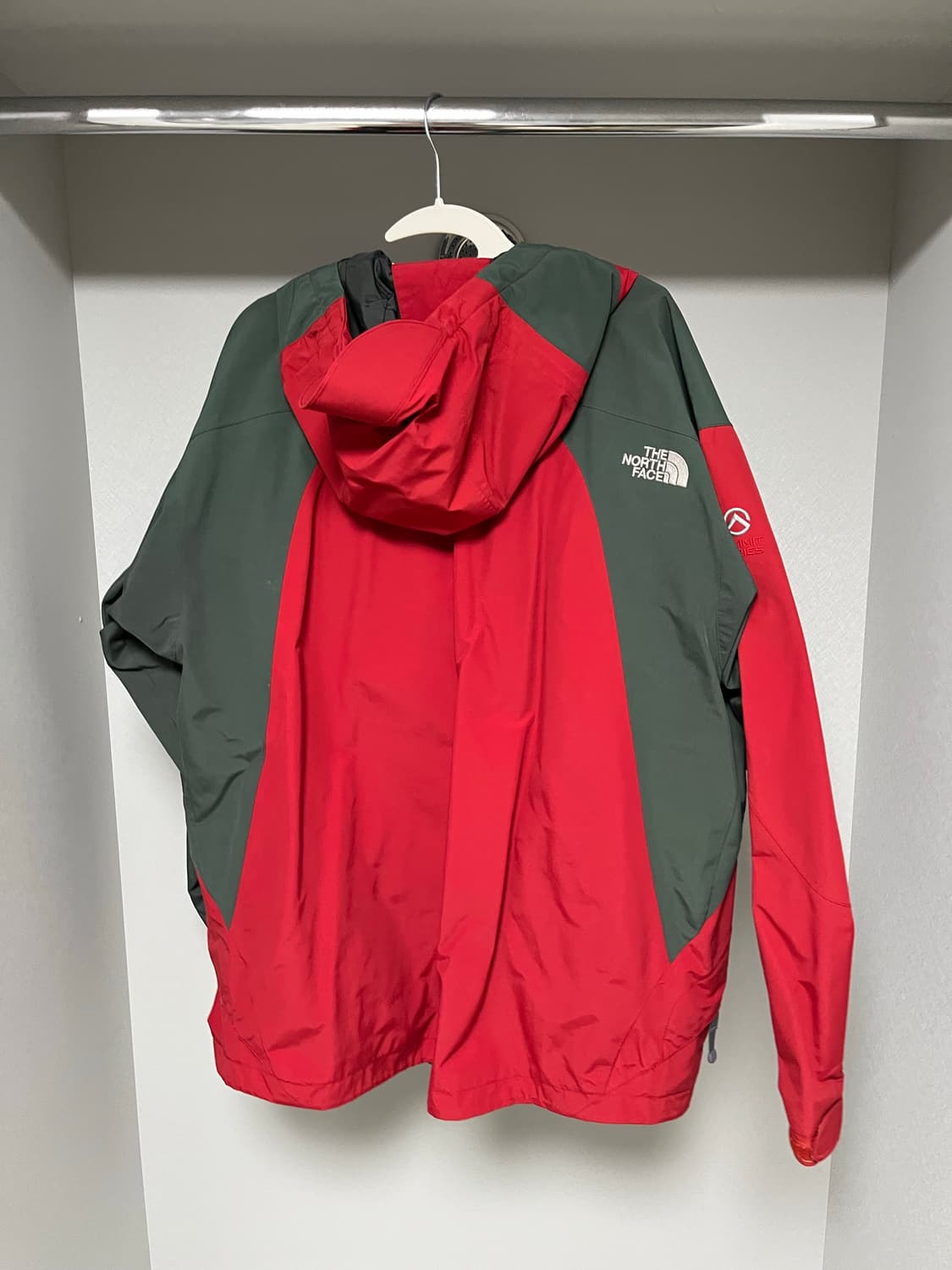 노스페이스 써밋시리즈 고어텍스 자켓 상품이미지2