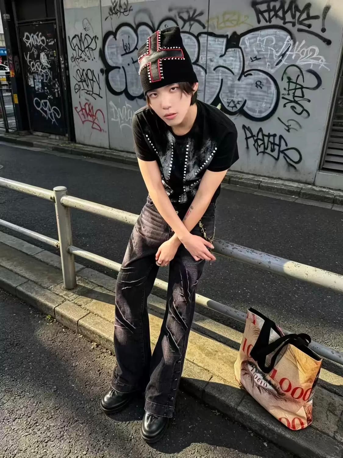 Vintage mood 오피움 스타일 UK 반팔티 상품이미지3