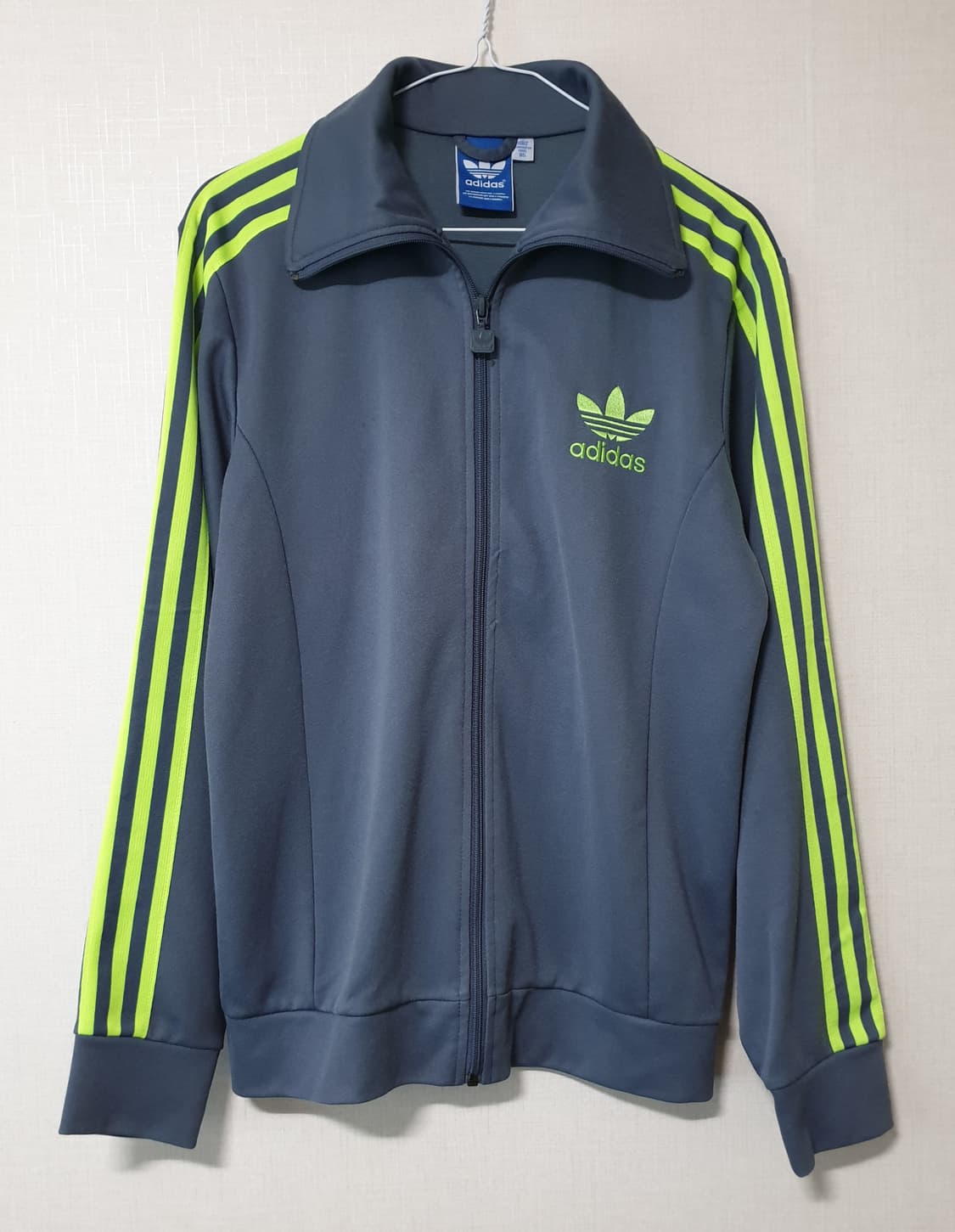 아디다스 삼선 트랙탑 집업 95사이즈 상품이미지2