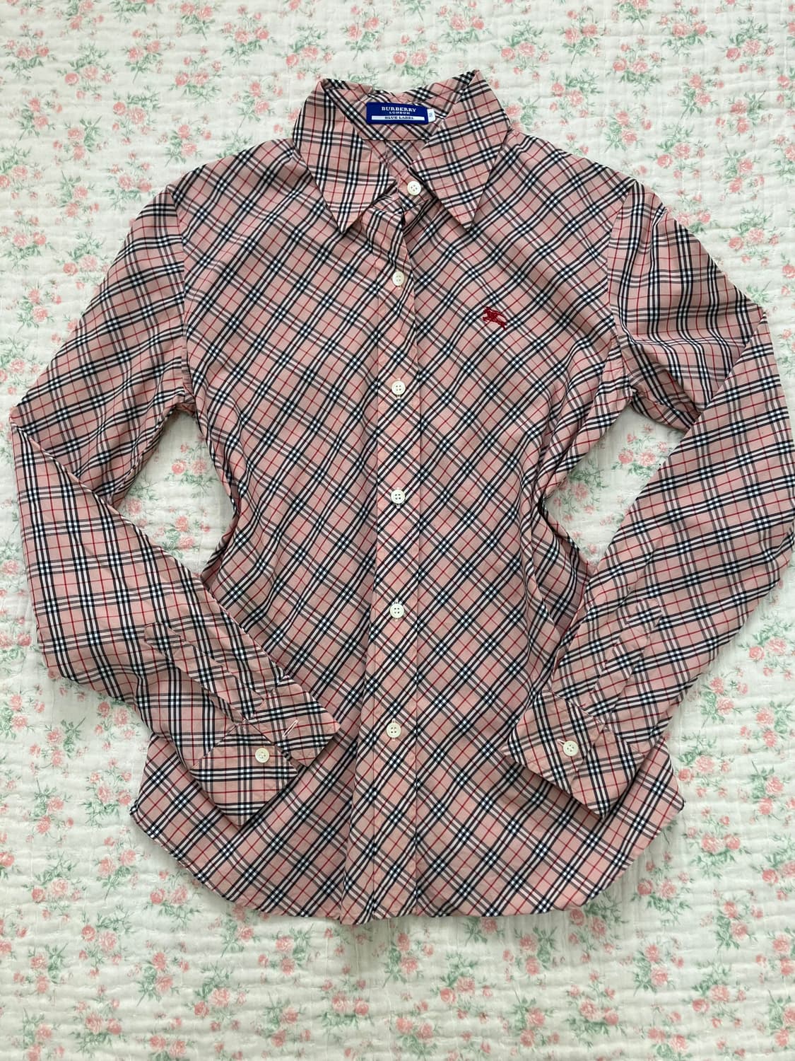대대장 버버리 블루라벨 딸기 우유 체크 셔츠 1084 모리걸 y2k 스트 상품이미지1