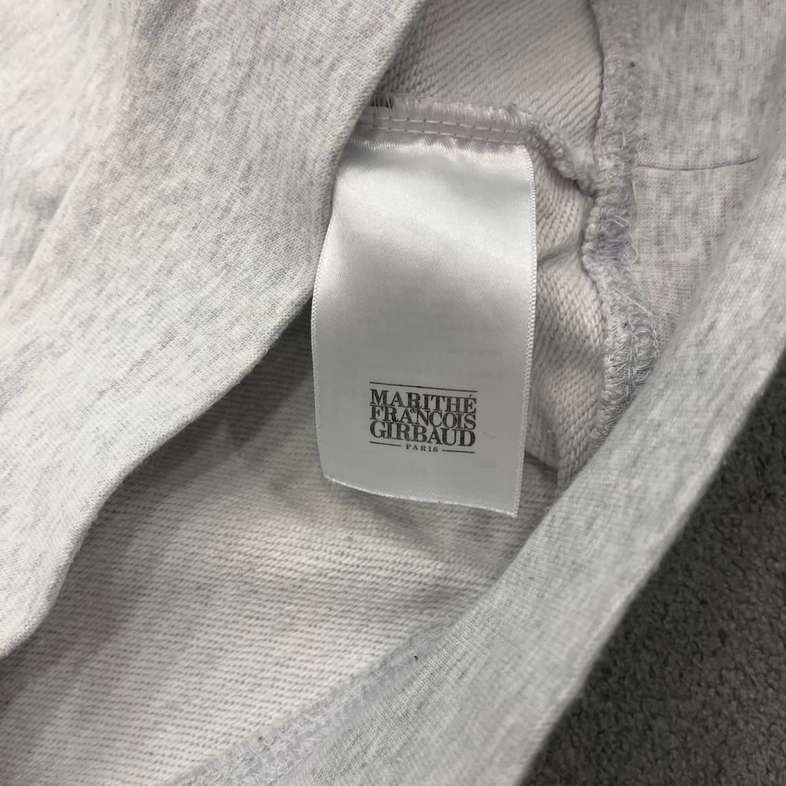 M 마리떼 프랑소와 저버 그레이 후드티 상품이미지6