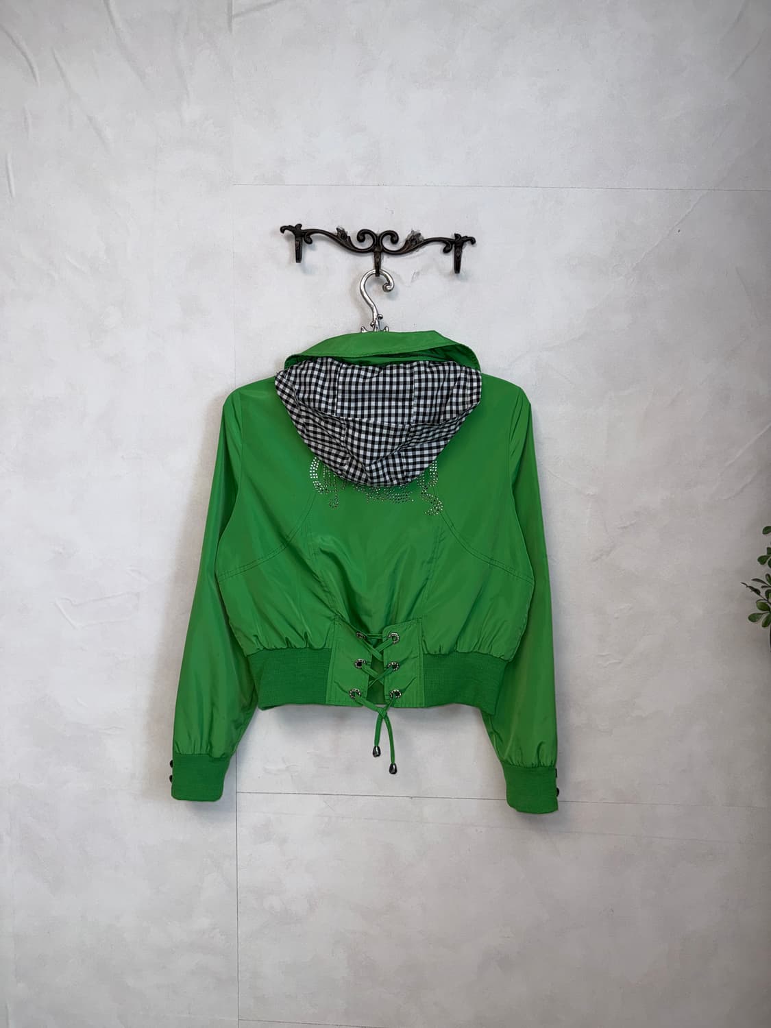 Green back eyelet crop windbreaker  상품이미지4