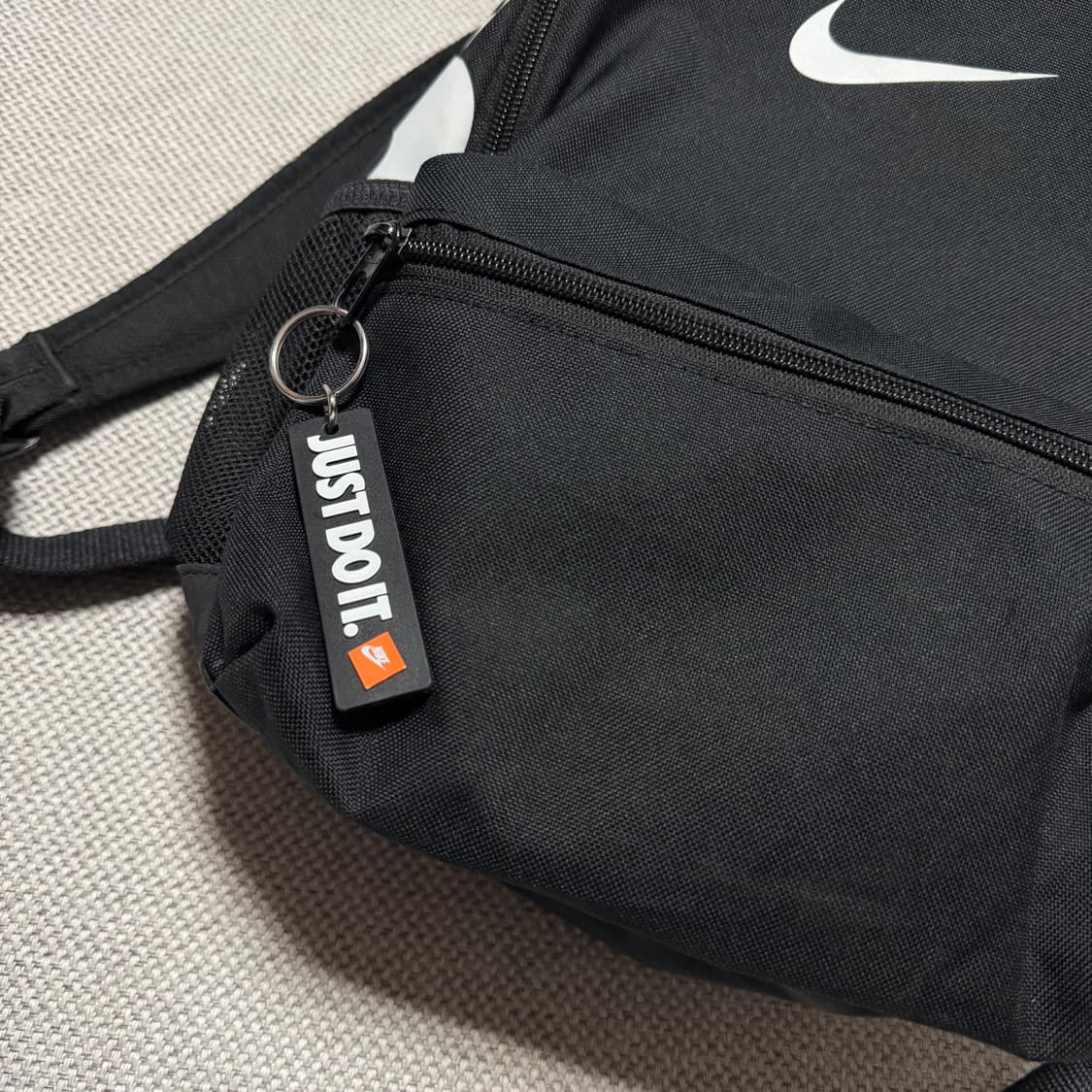 나이키 JUST DO IT 블랙 미니 백팩 상품이미지2