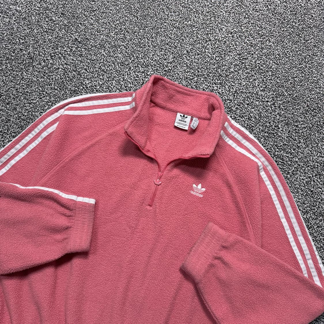 Name : 아디다스 시그니처로고 딸기우유 오버핏 반집업 후리스 :) 상품이미지2