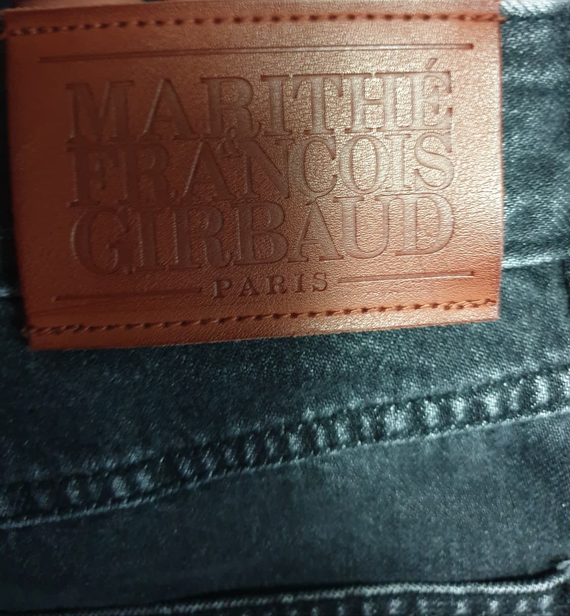 (품절매물)마리떼프랑소와저버 슬림스트레이트 데블버튼 데님진 흑청 (27) 상품이미지4