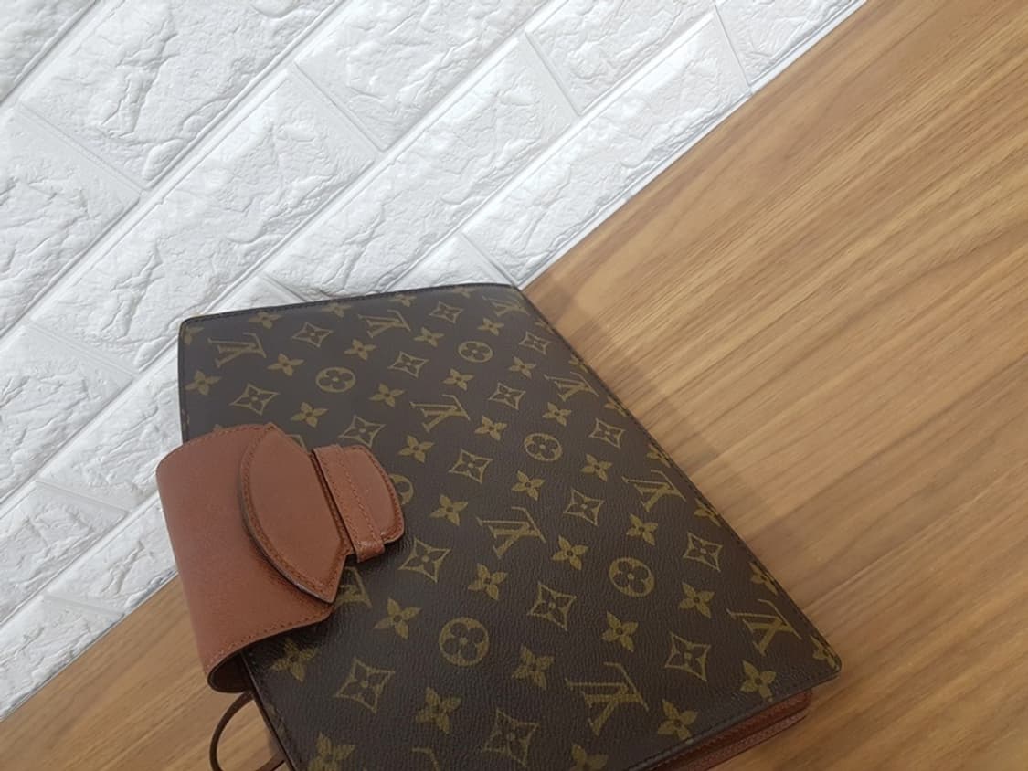 루이비통 쿠르셀 크로스백 (정품)  상품이미지2